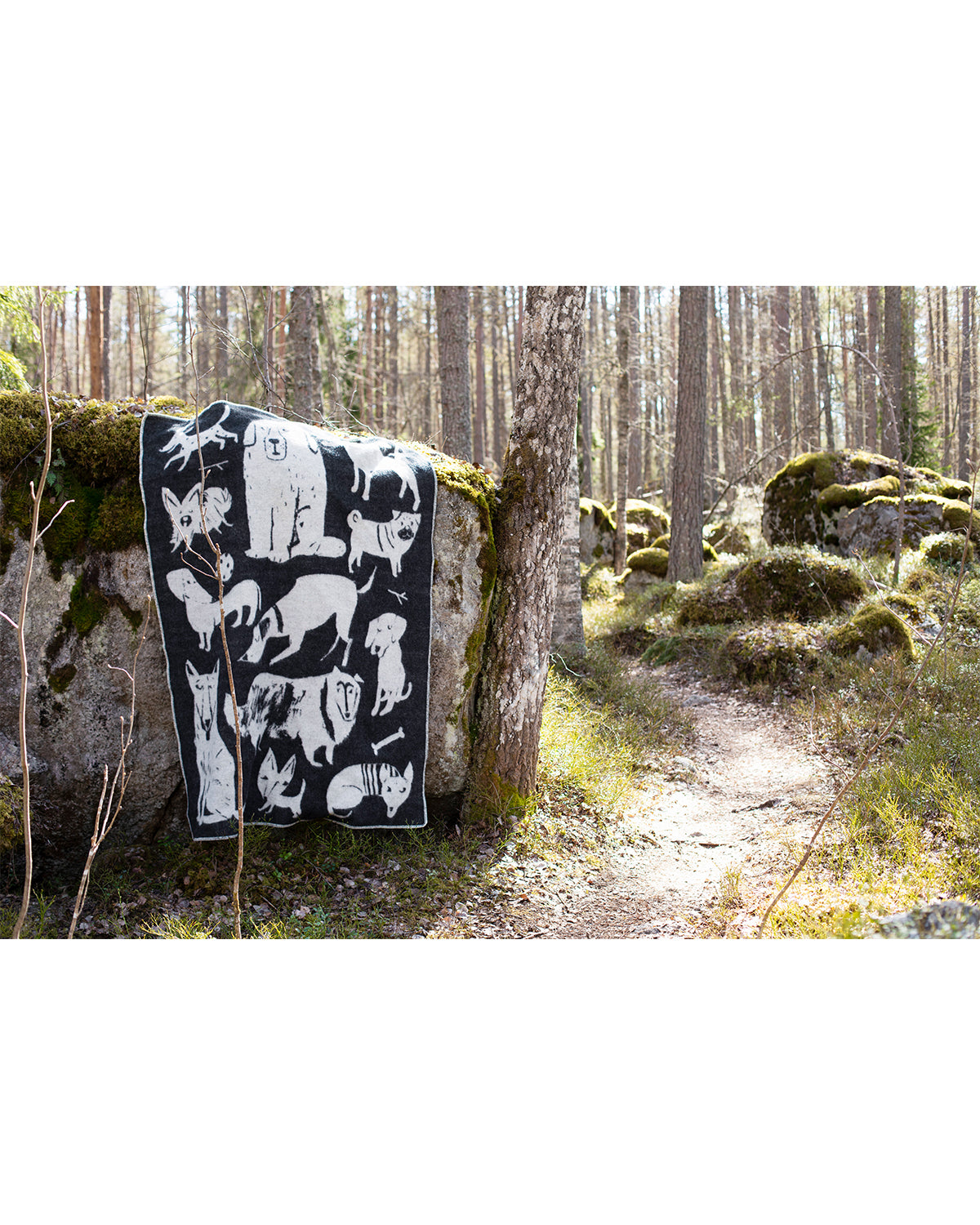 Wolldecke Koirapuisto - black-white