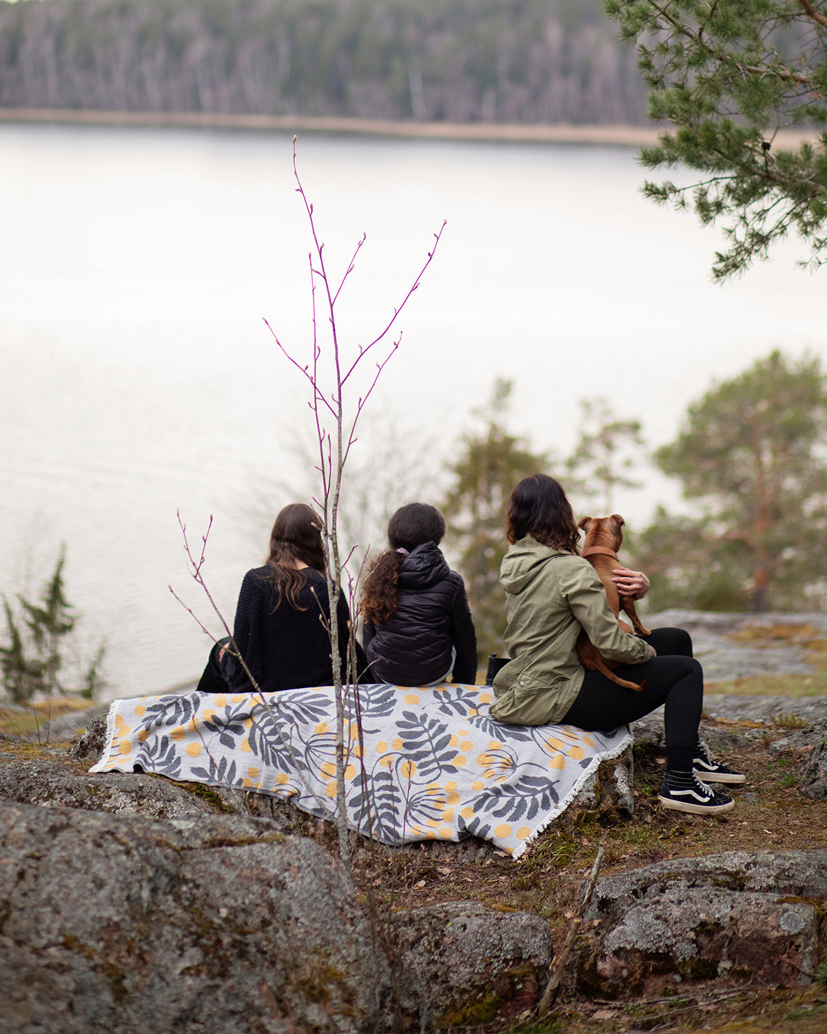 Wolldecke Pihapuu - grey-honey-black