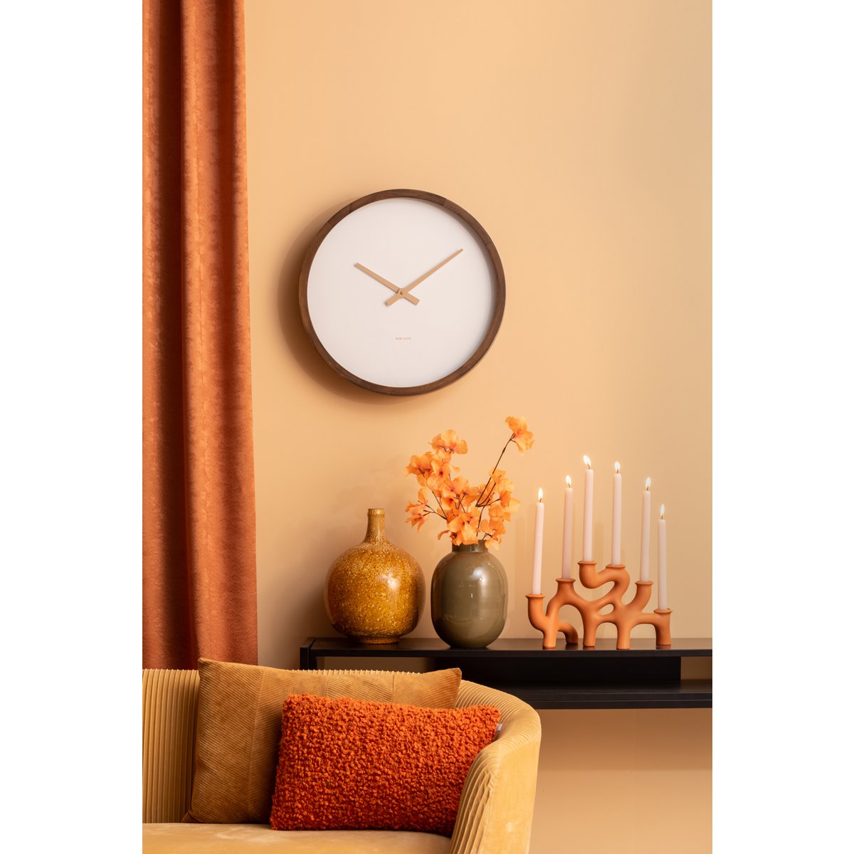 Wanduhr Ancho von Karlsson im Ambiente