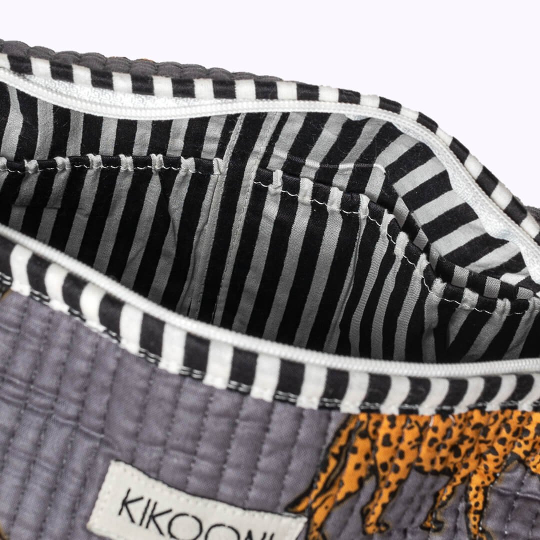 Kosmetiktasche "Grey Leopard"