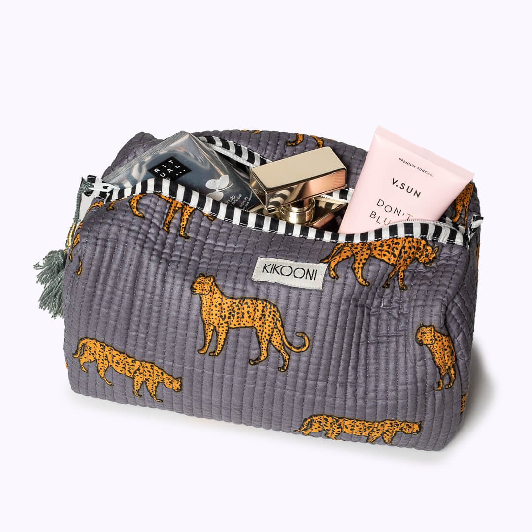 Kosmetiktasche "Grey Leopard"
