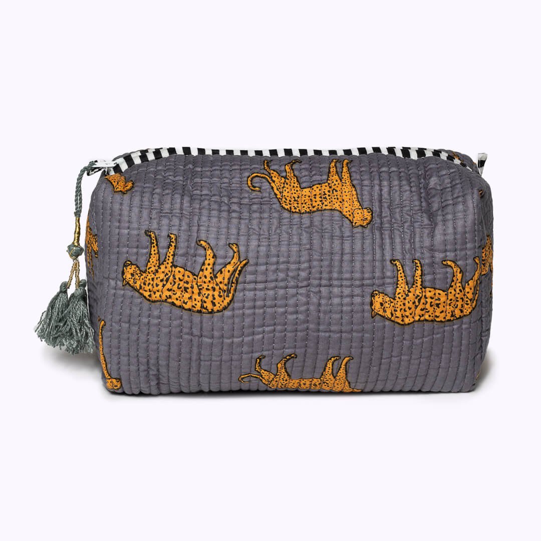 Kosmetiktasche "Grey Leopard"