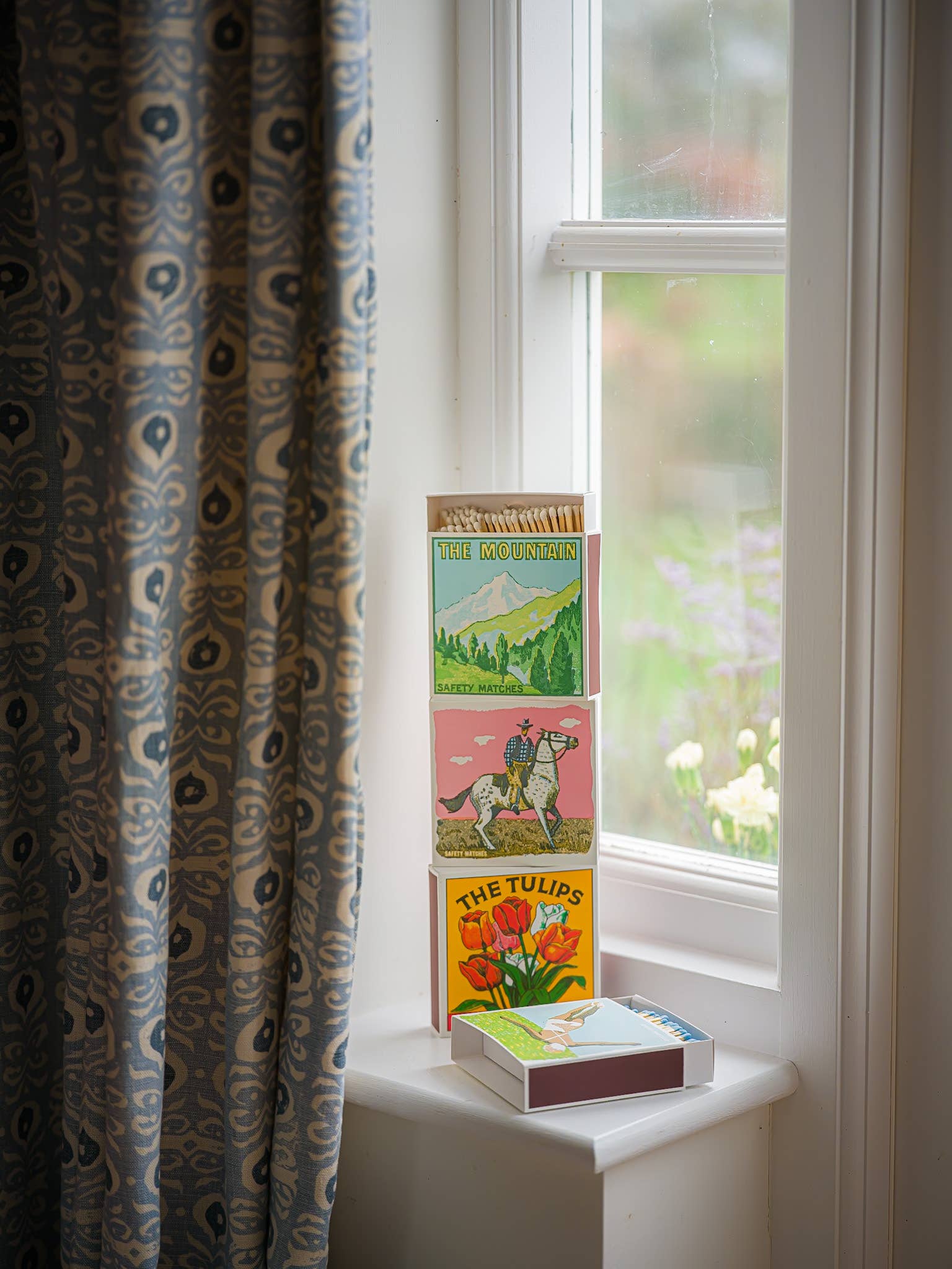 The Tulips | Quadratische Sicherheitsstreichhölzer