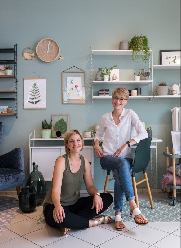 Shop Girls