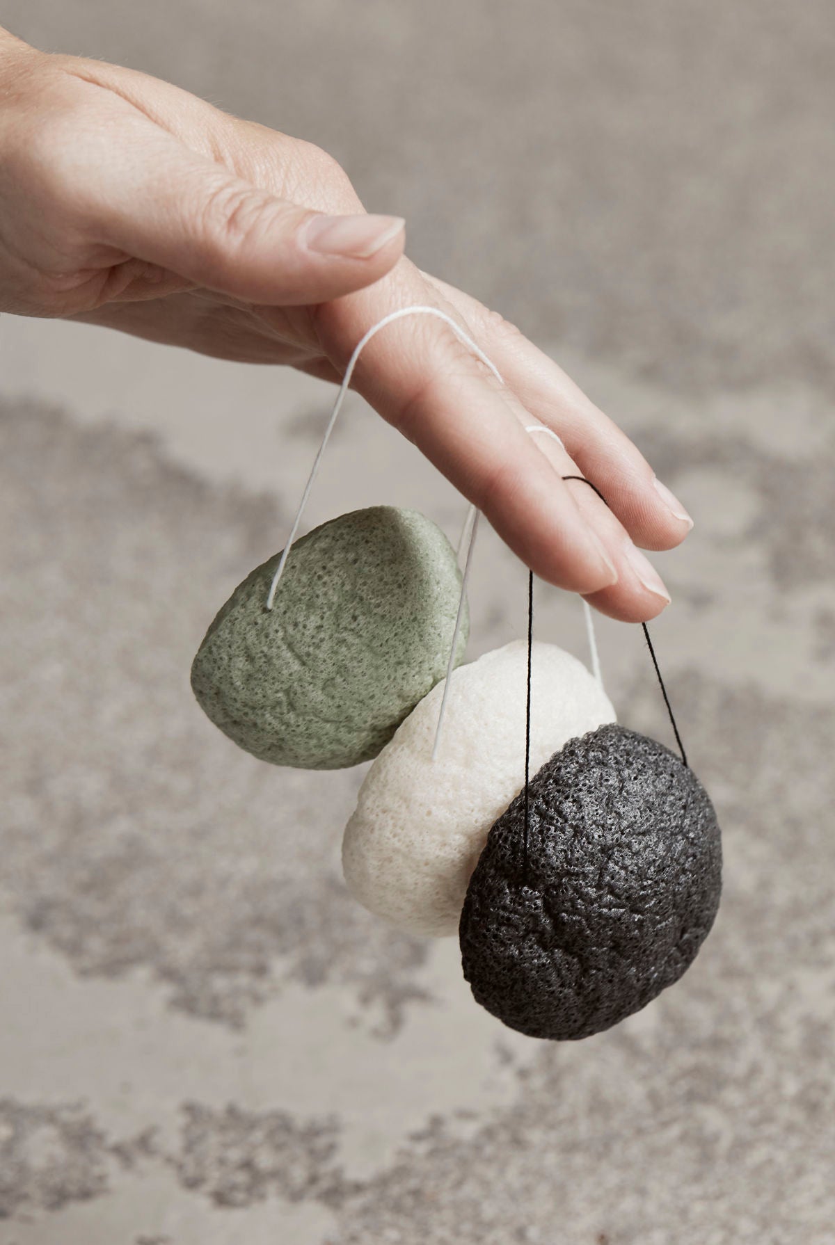 Konjac-Schwamm - schwarz