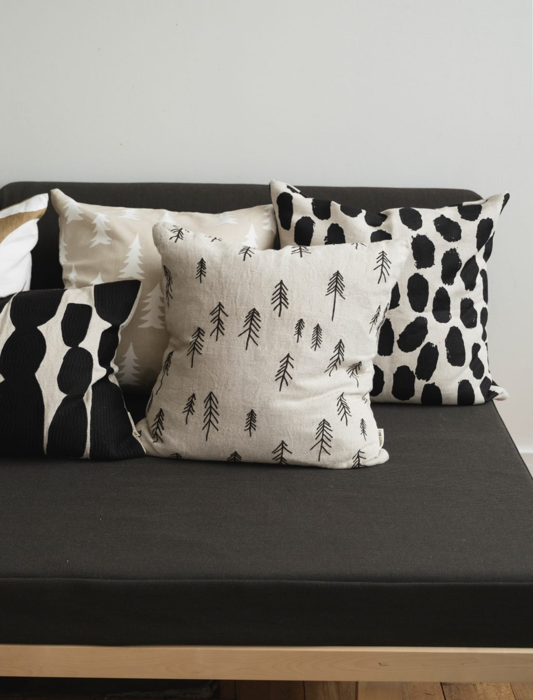 Kissenbezug bestickt Tall - beige