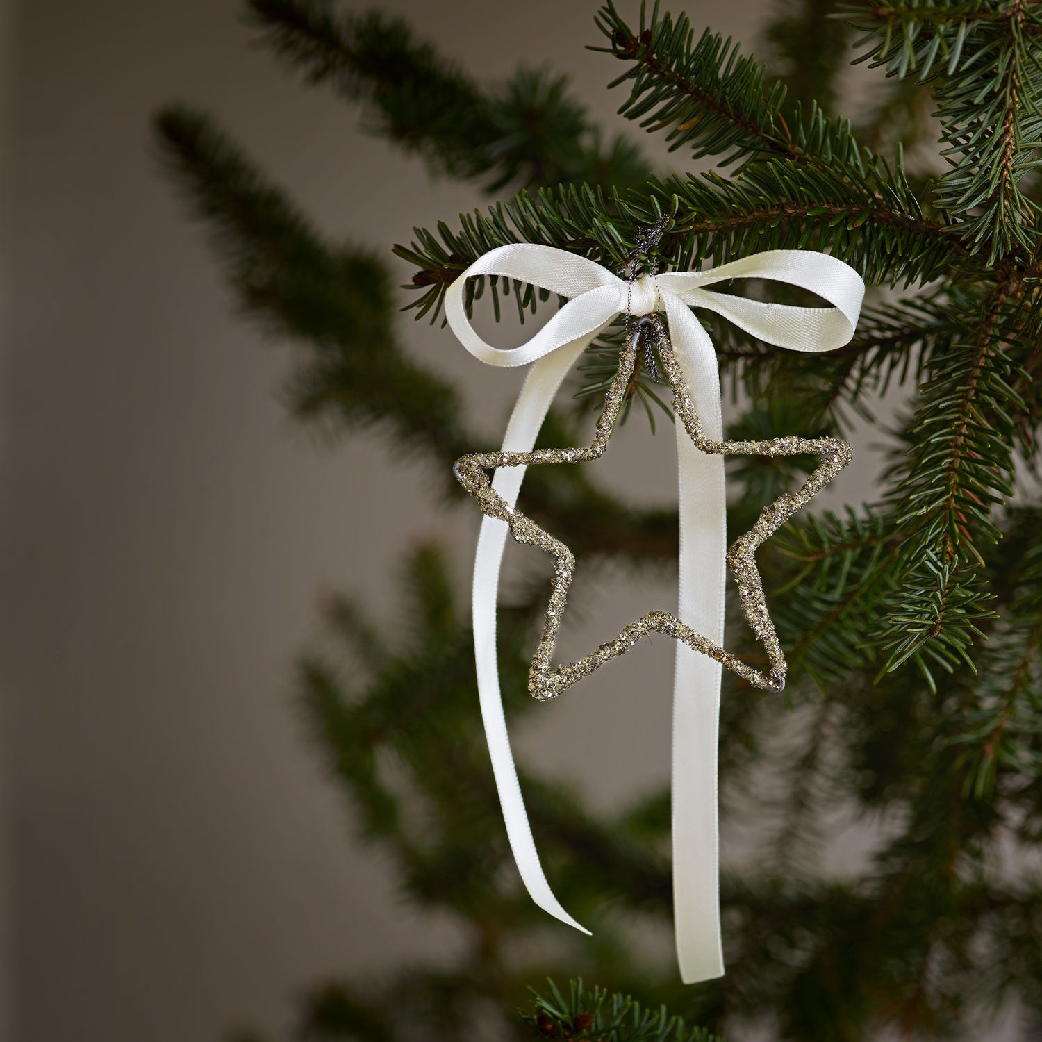 Geschenkband aus Satin Creme - 1 cm x 5 m