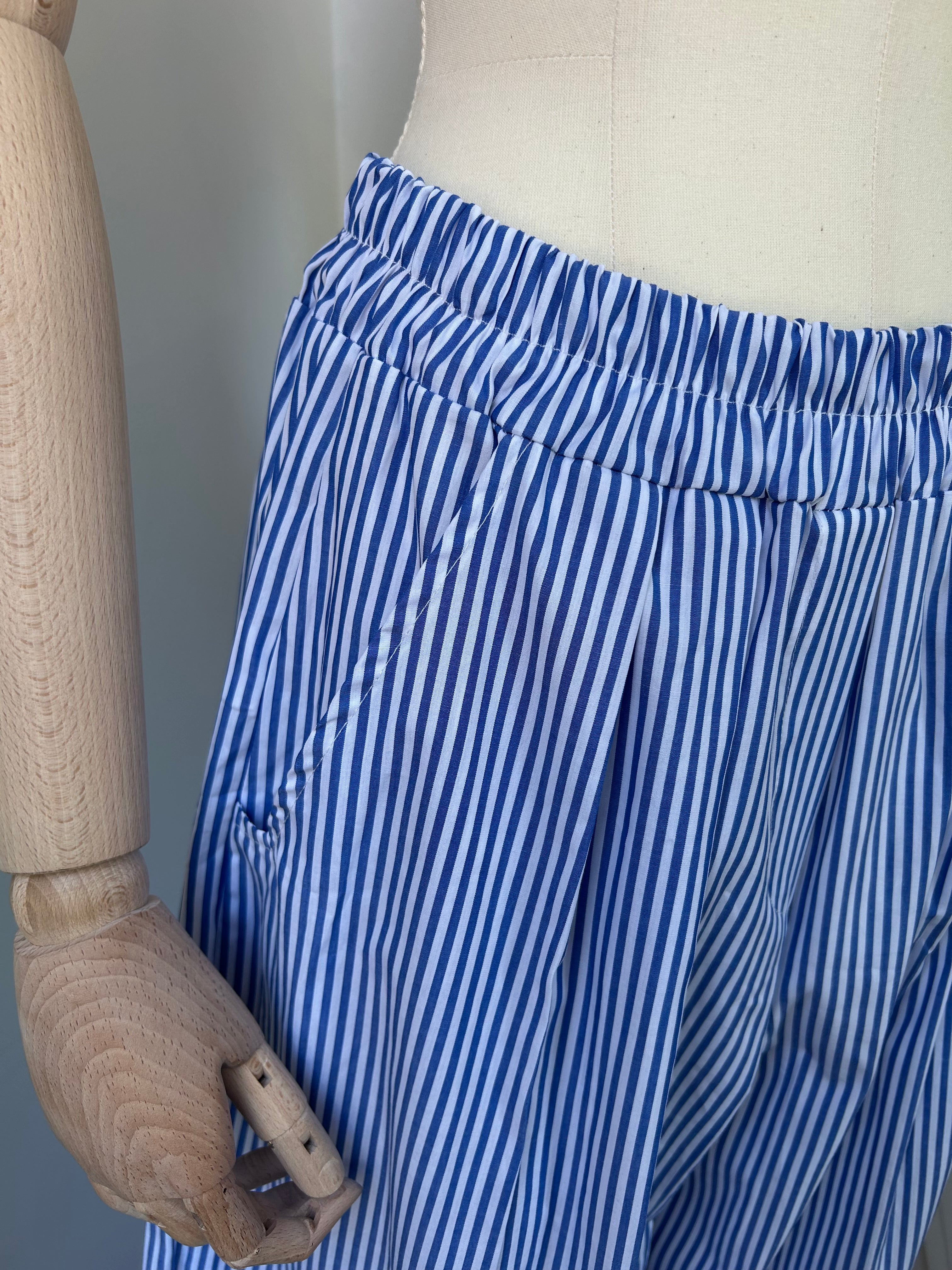 Gestreifte Hose mit Spitze