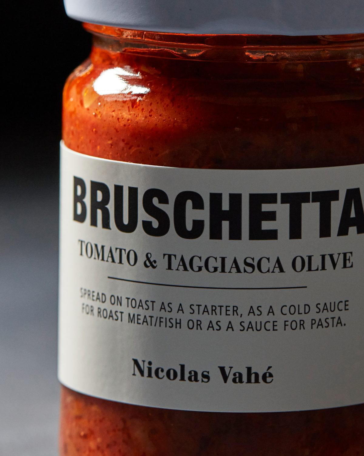 Bruschetta mit Tomate und Taggiasca-Olive – 135 g