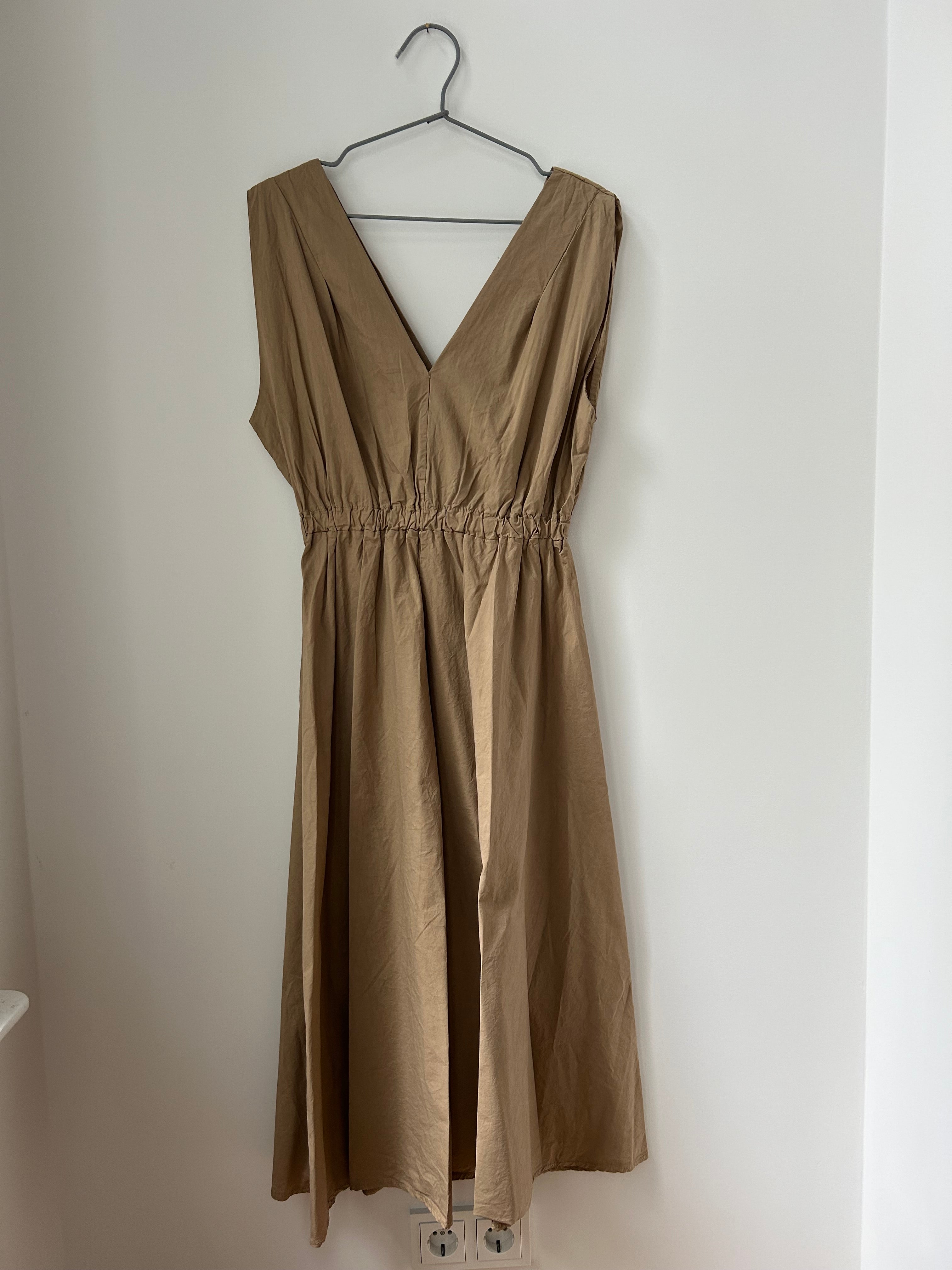 The Classic Dress - camel