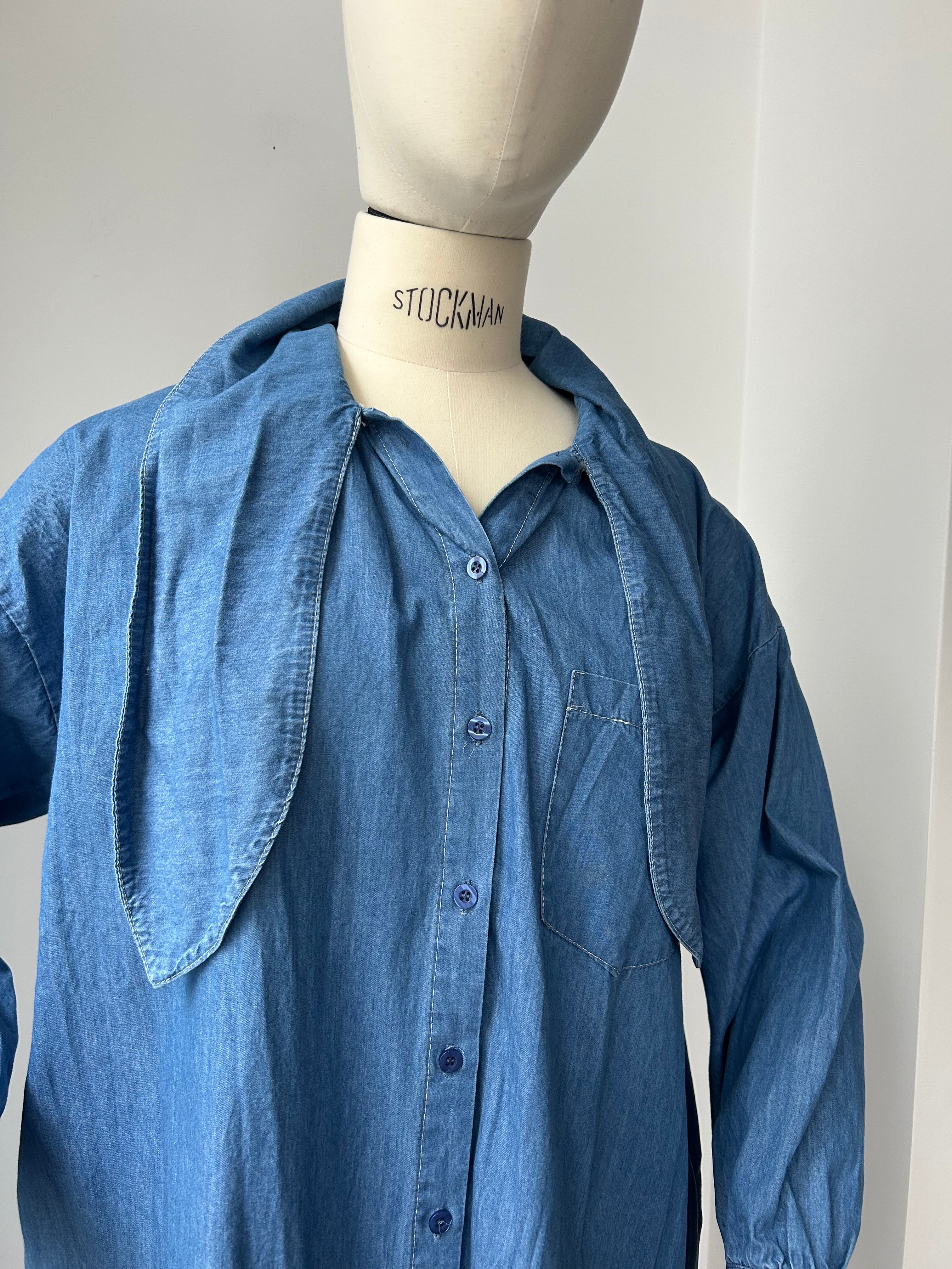 Jeanskleid zum Knoten