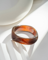 Armreif aus Harz mit Marmoroptik - Chocolat