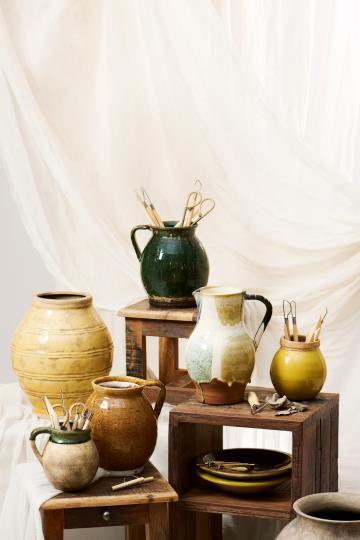 Vase mit Henkel - rustikal grün