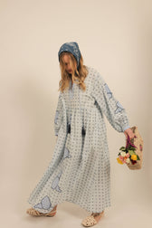 besticktes  Kleid - ice blau