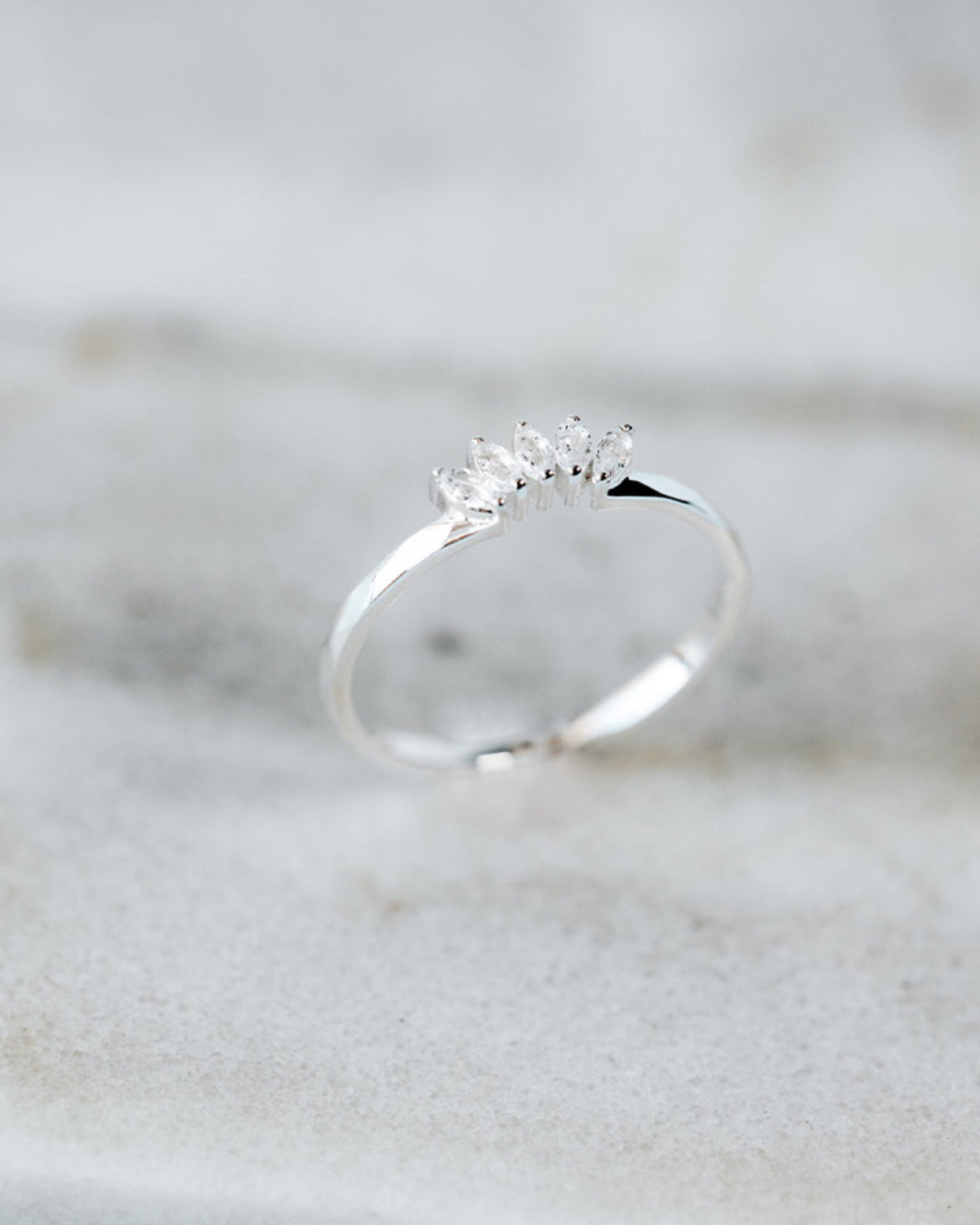 Ring Theodora - silber/weiß