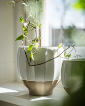 Übertopf aus Steingut - Weiß/Natur (18 cm)