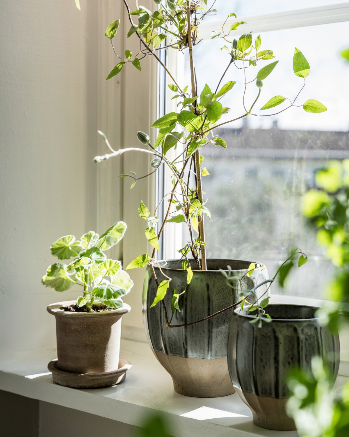Übertopf aus Steingut - Grau/Natur (14 cm)