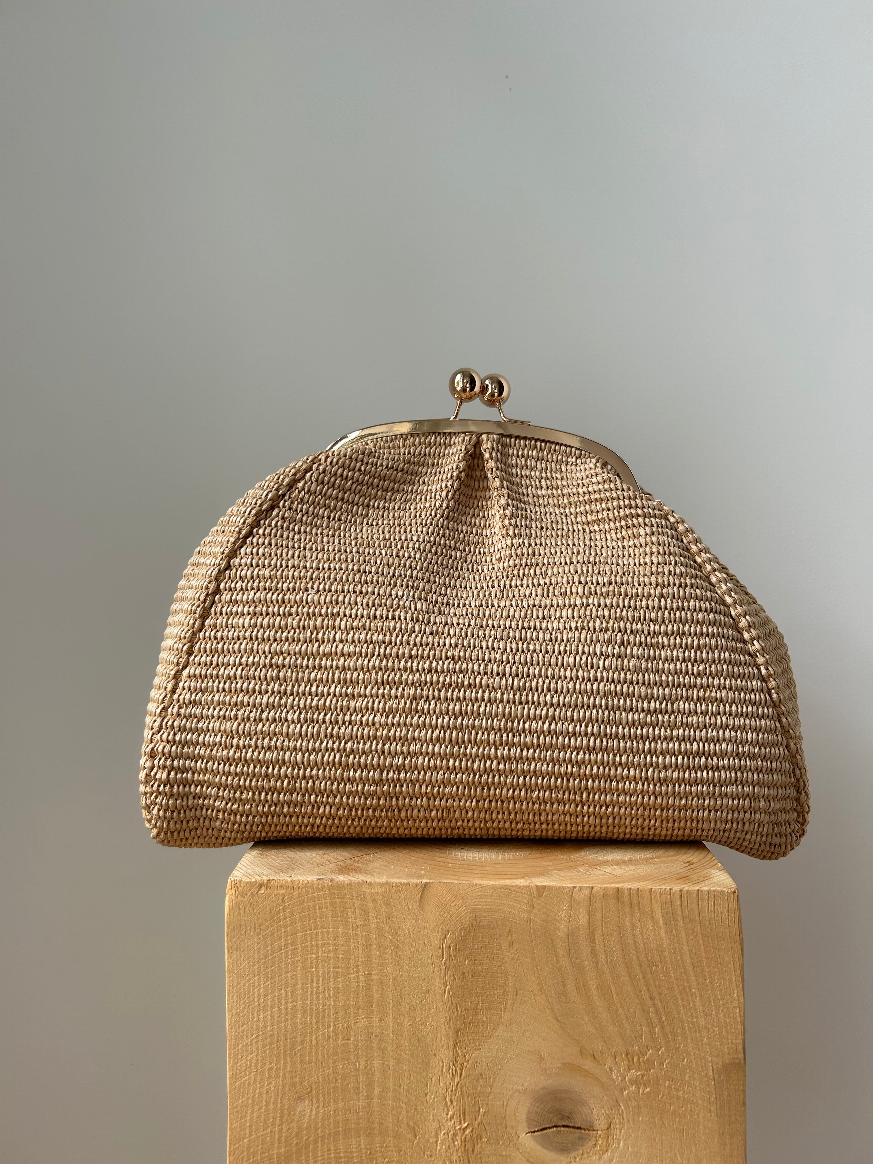 Große Clutch im Raffia-Stil - roségold / sand