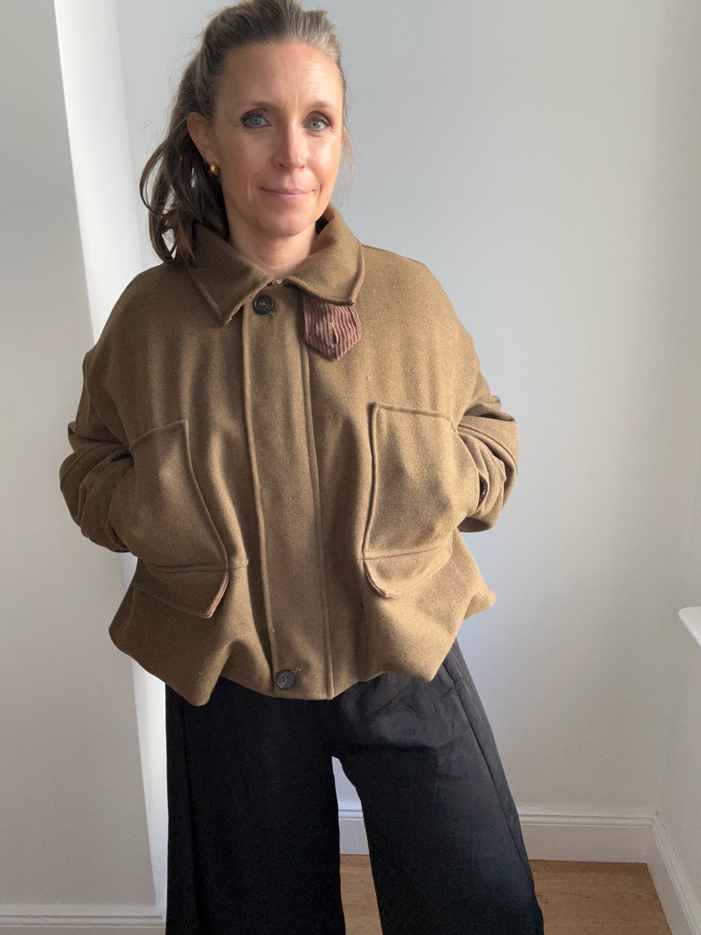Warme Jacke mit Volumen - agave