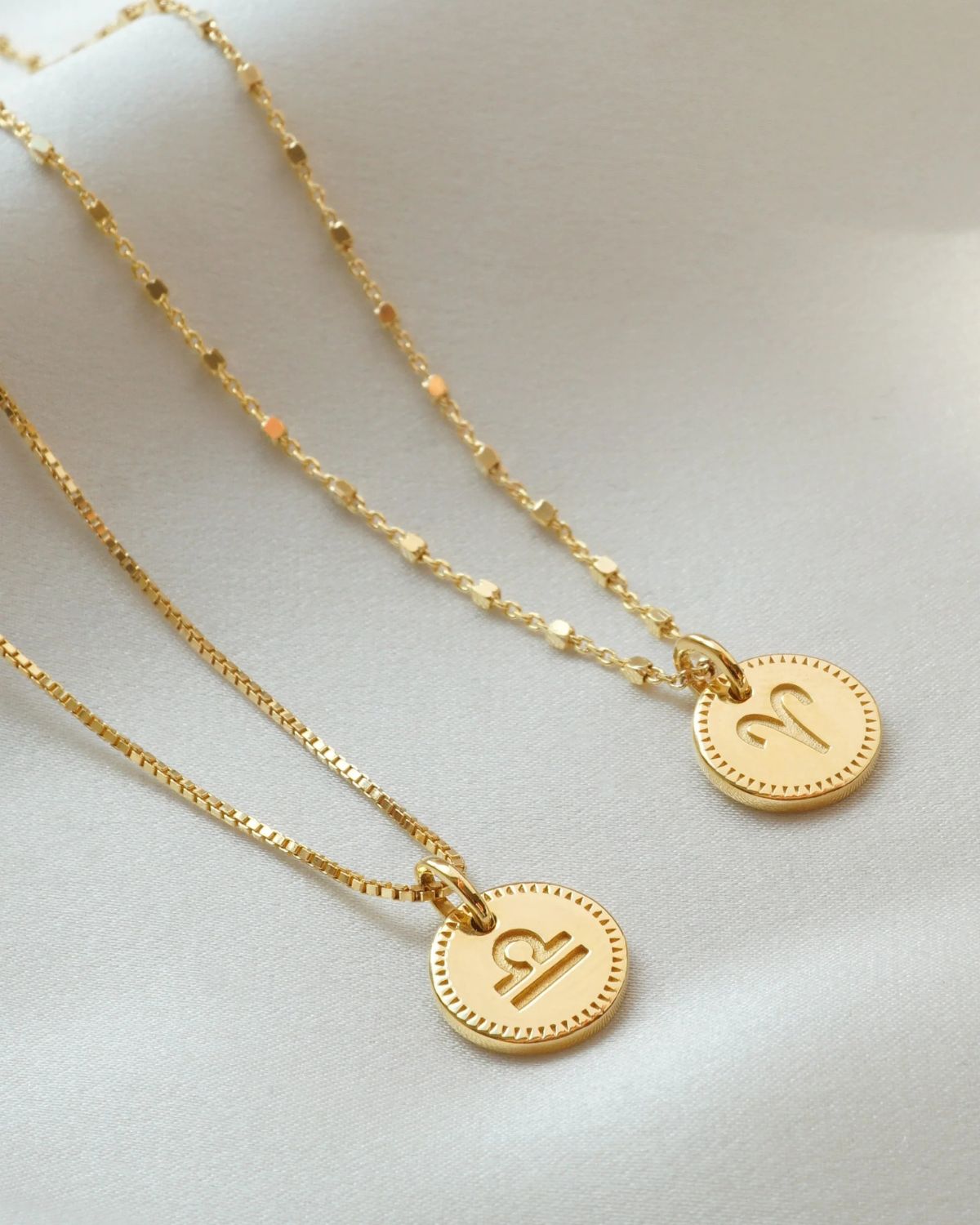 Anhänger Zodie - gold