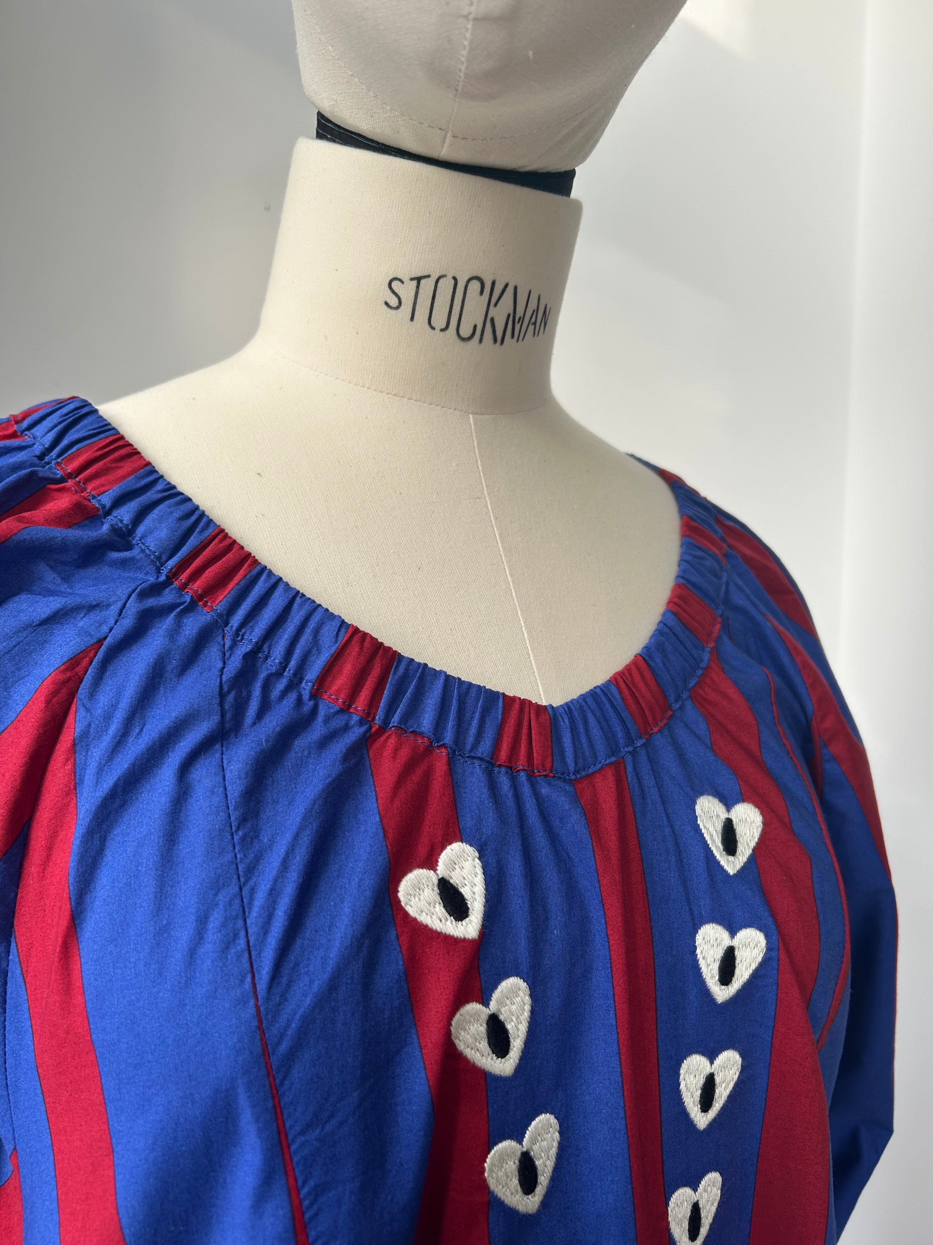 Kleid mit Streifen - rot & blau