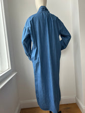 Jeanskleid zum Knoten