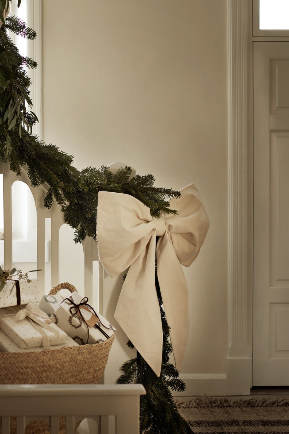 Weihnachts-Schleife / Christmas Bow - Creme - XL 40 x 60 cm