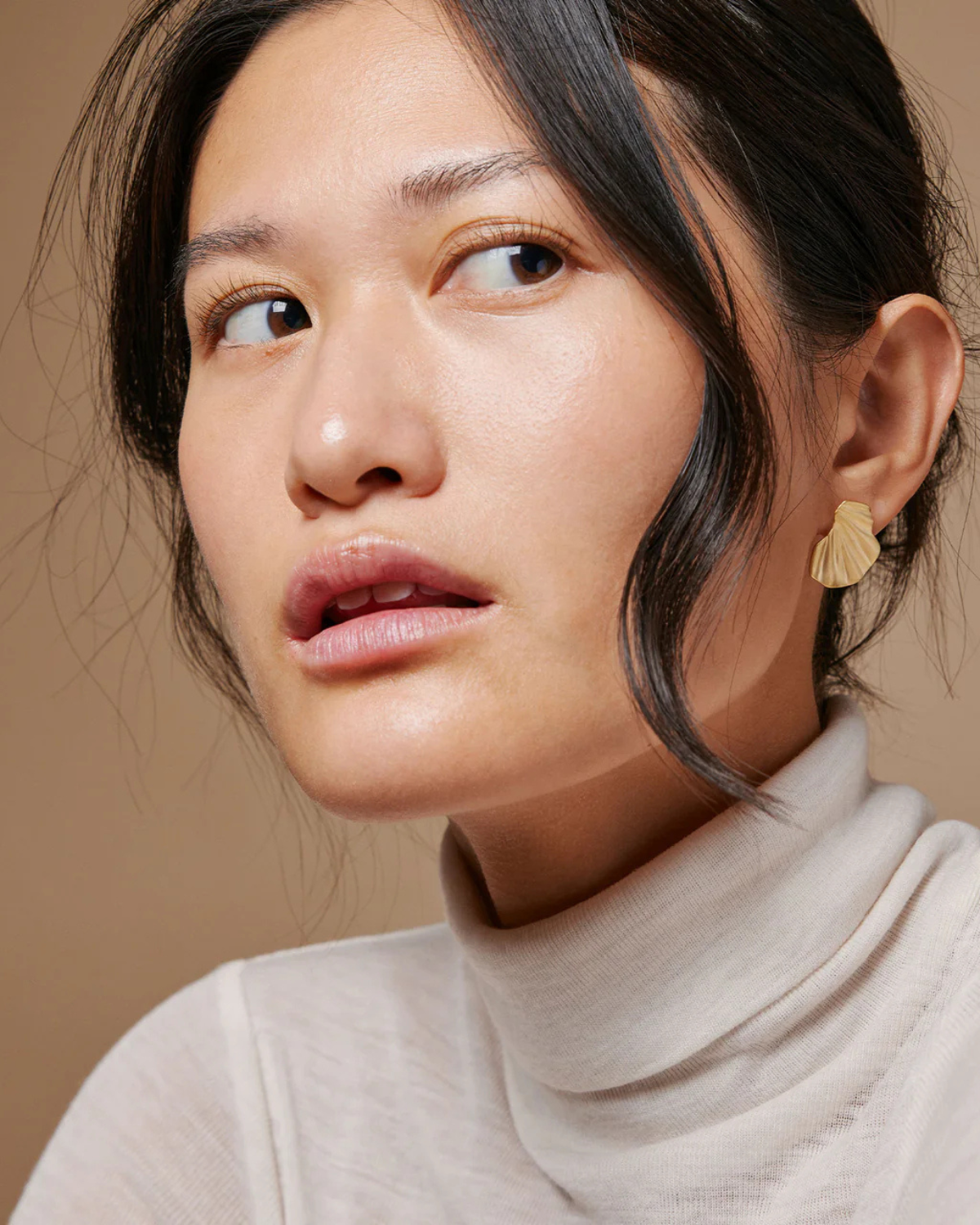 Ohrstecker Wave - gold