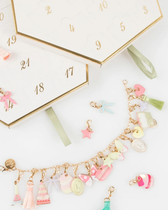 Adventskalender Meri Meri x Ladurée – Charm-Armband im Schmuckkästchen