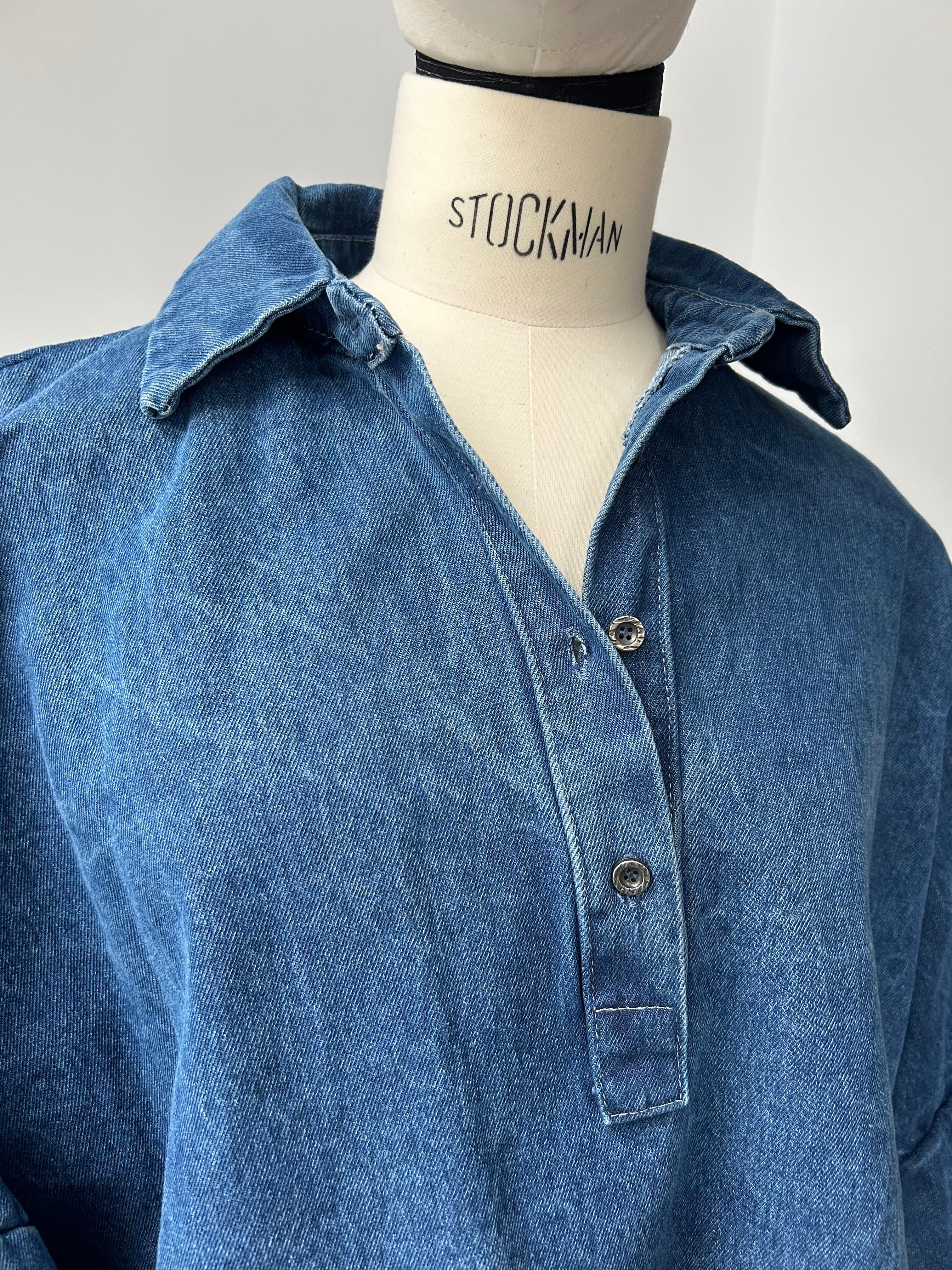 Jeanshemd aus festem Stoff