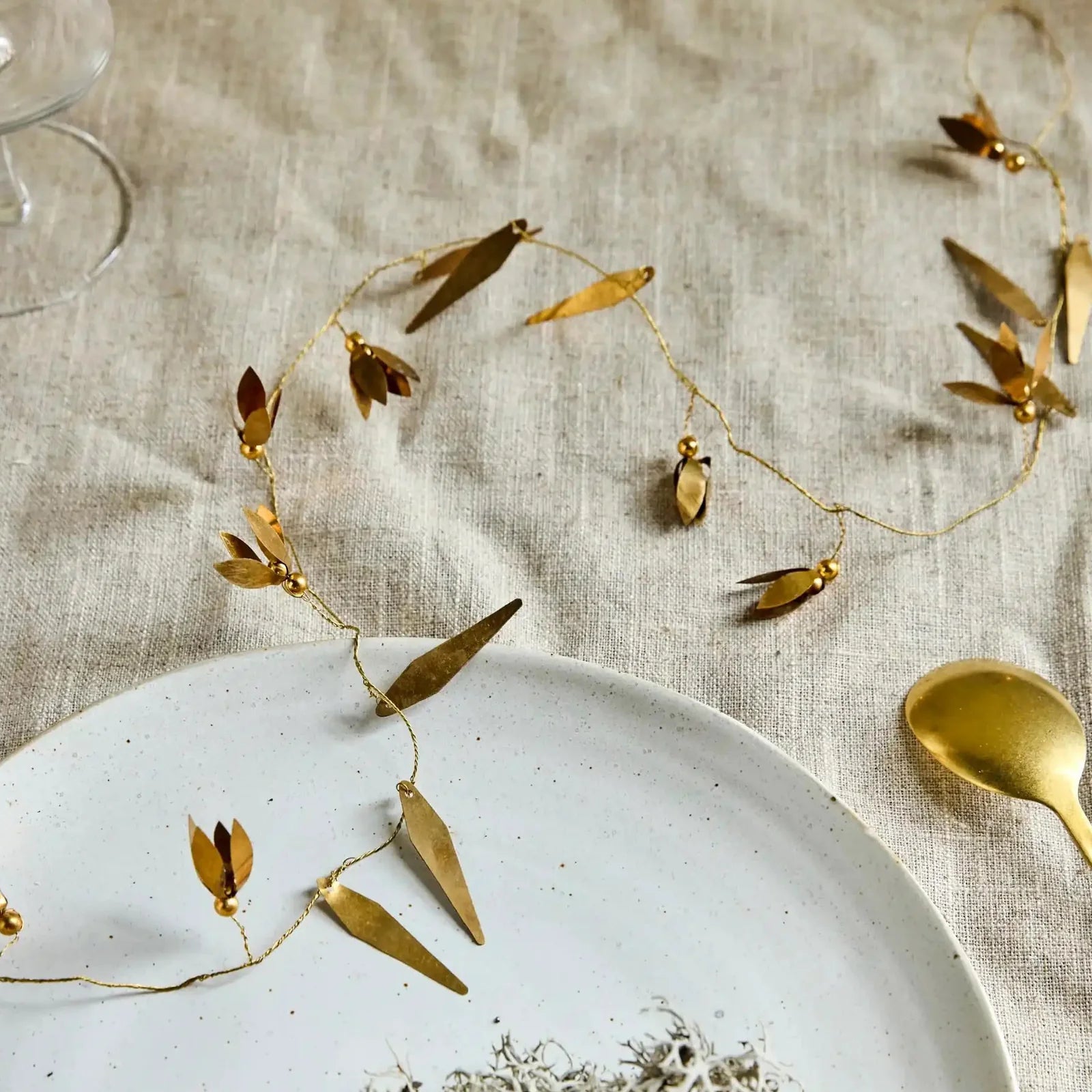 Girlande Snowdrop – Champagne / Gold