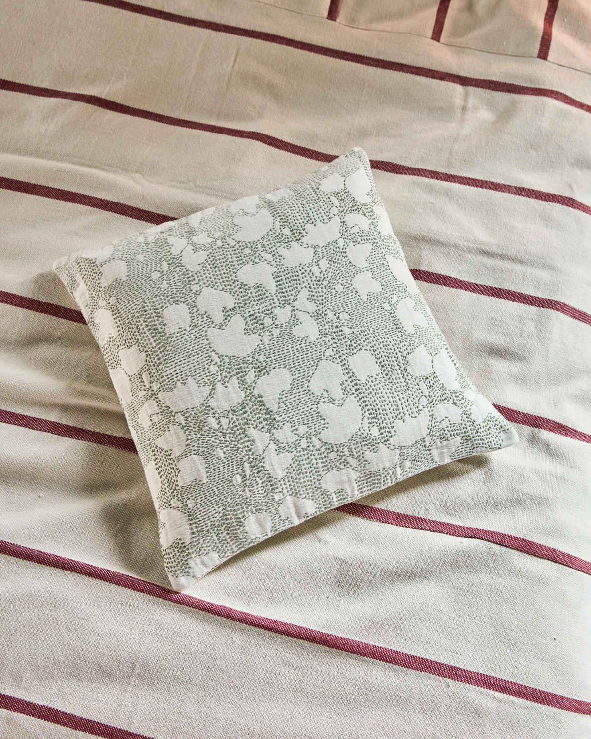 Kissenbezug Mori – Off-White / Khaki 50x50