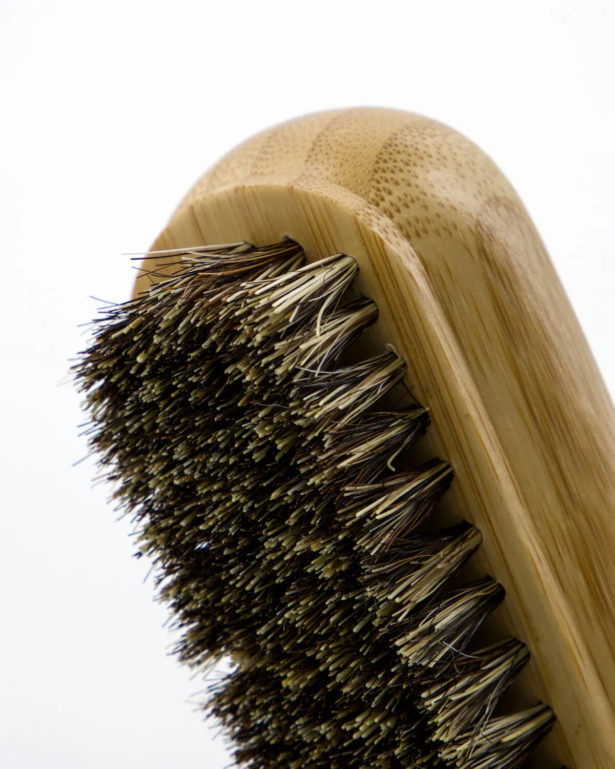 Nagelbürste aus Bambus