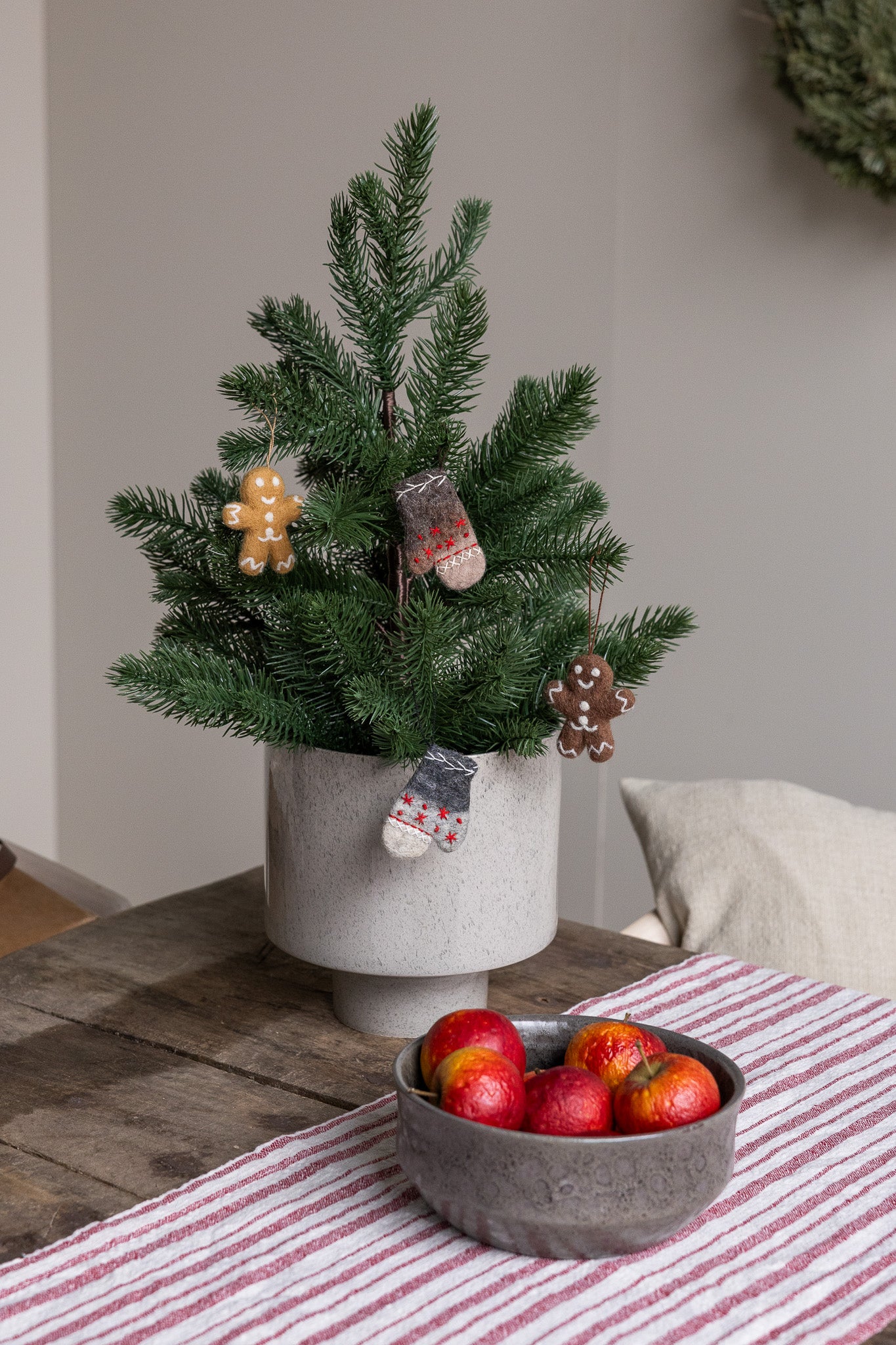 Woll-Ornament Lebkuchen