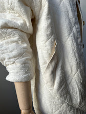 Gesteppte Jacke mit Struktur - weiss