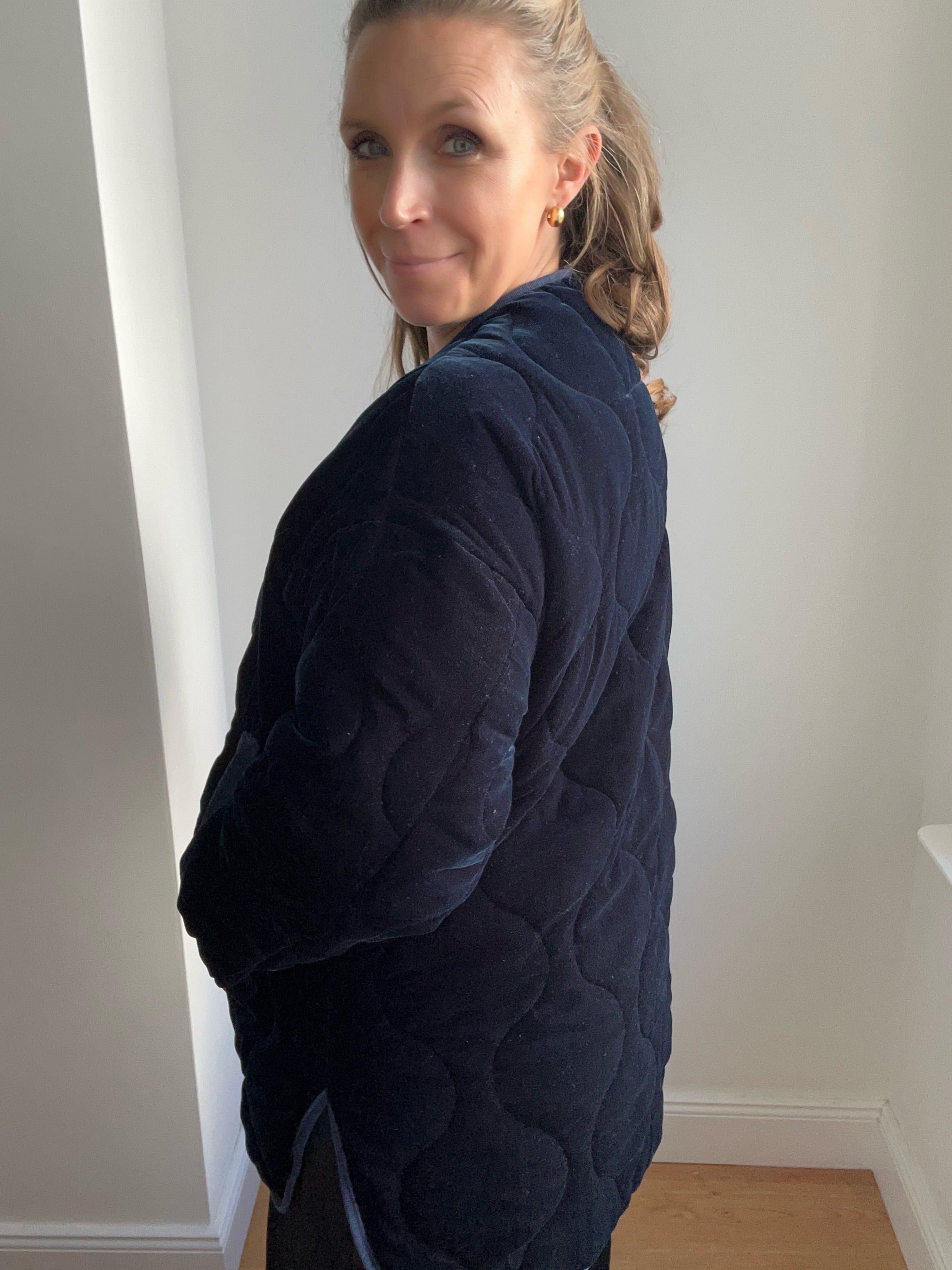 Steppjacke aus Velours - blau