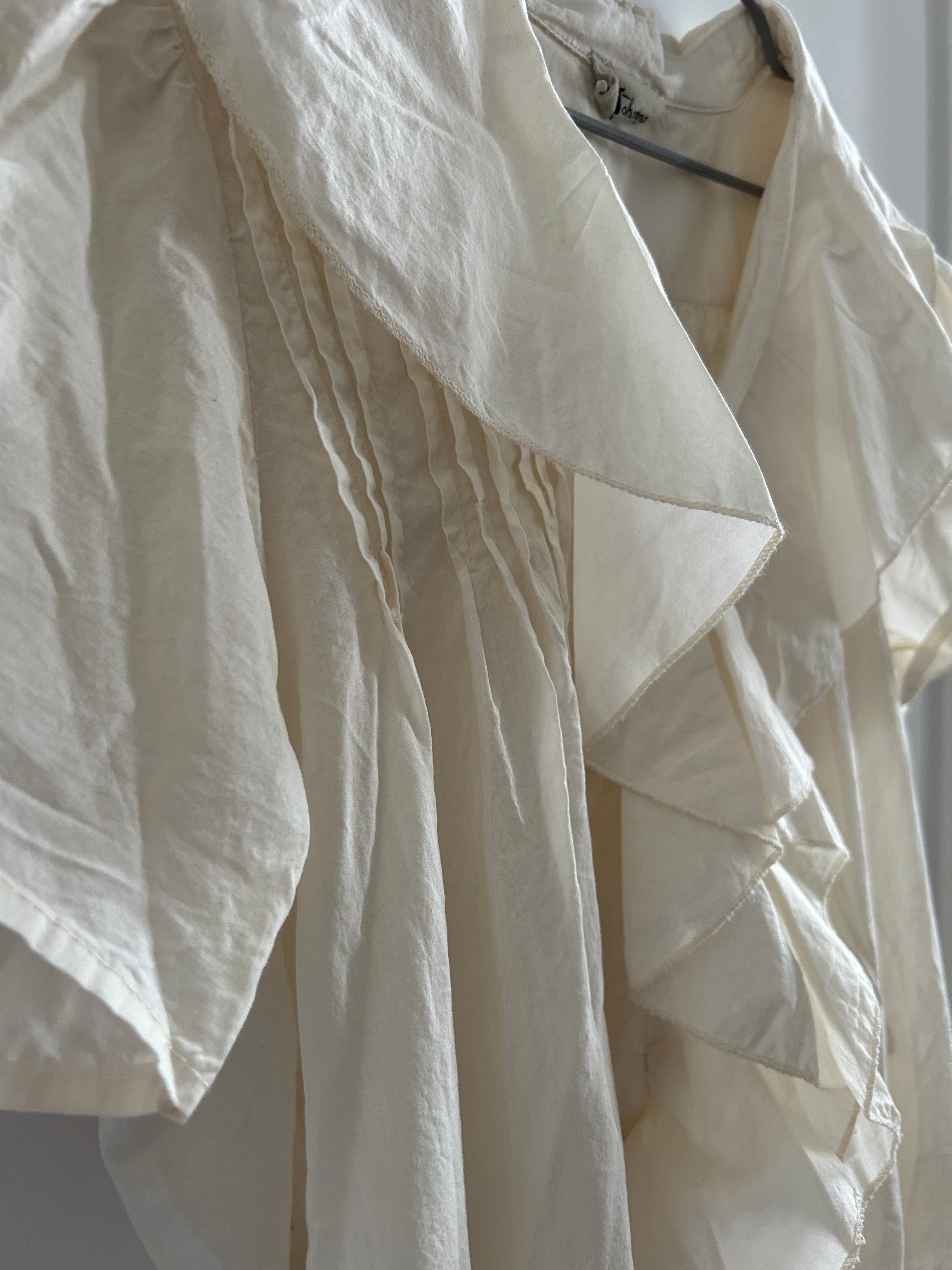 Langes Kleid mit Rüschen creme