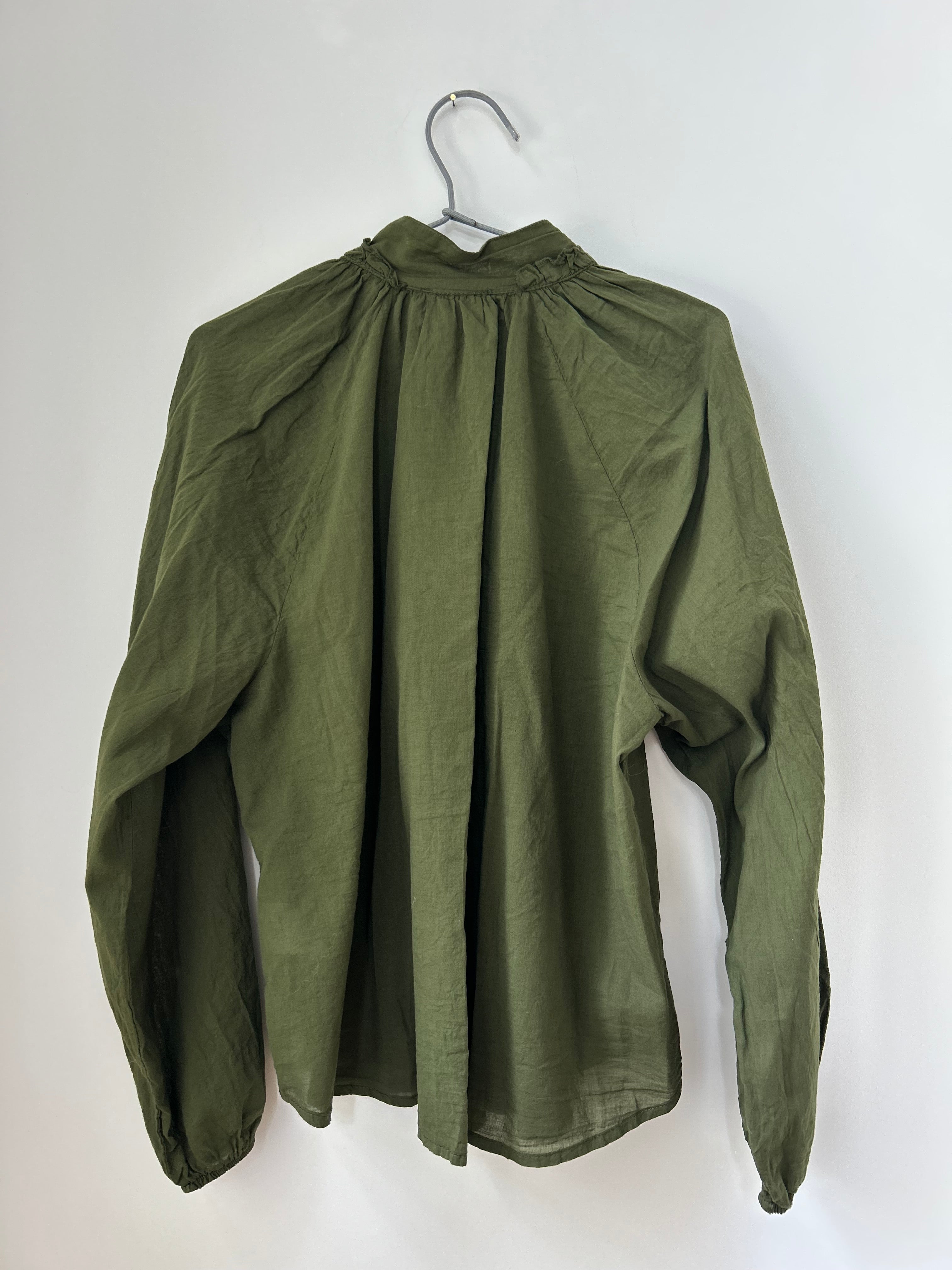 Baumwollbluse mit raffiniertem Kragen - dunkelgrün