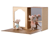 Ballettmäuse im Tanzstudio - Kleine Schwester und kleiner Bruder