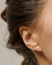 Studs Amore - daisy/gold