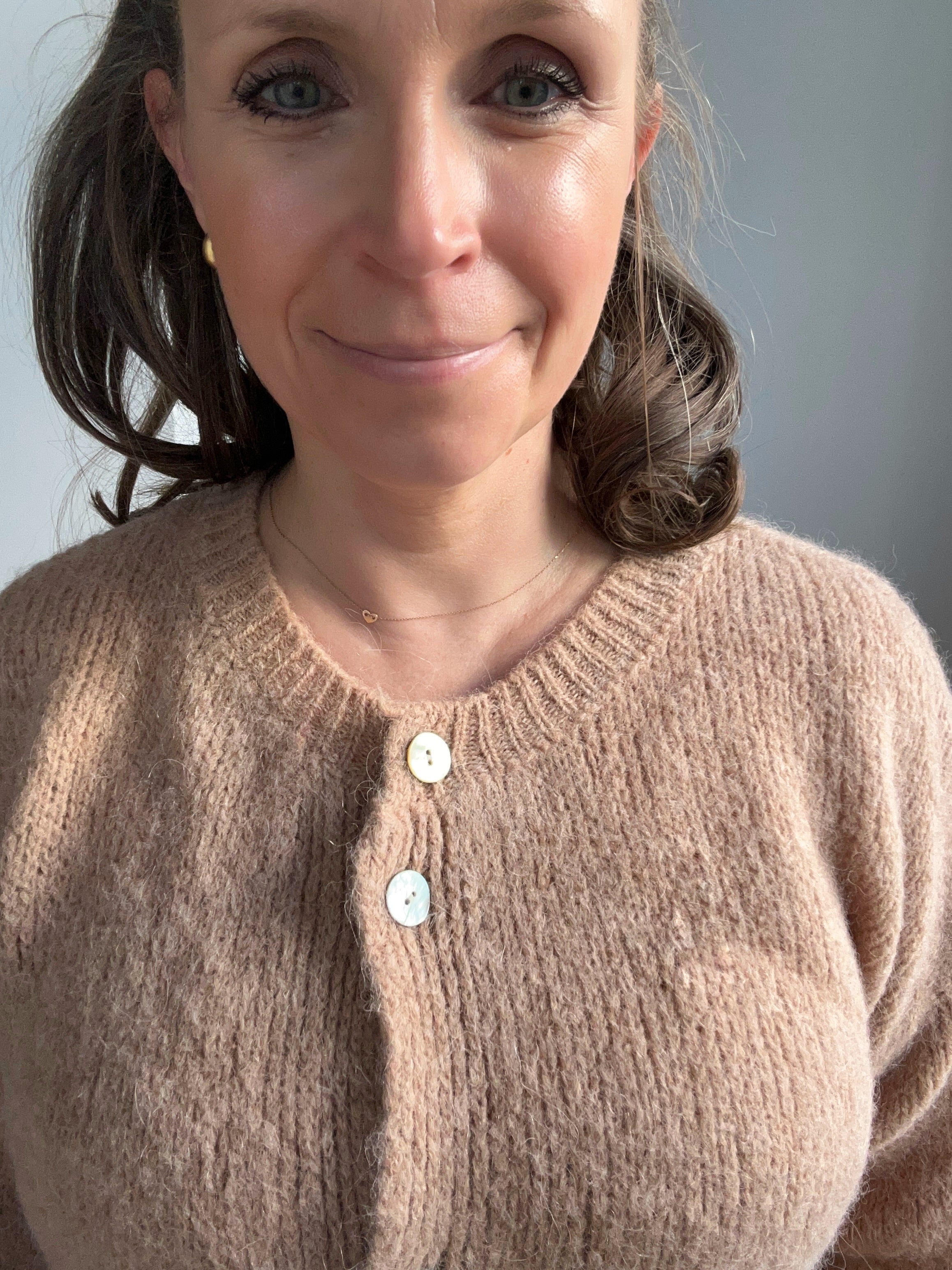 Kurze Strickjacke Cardigan - Cappucino