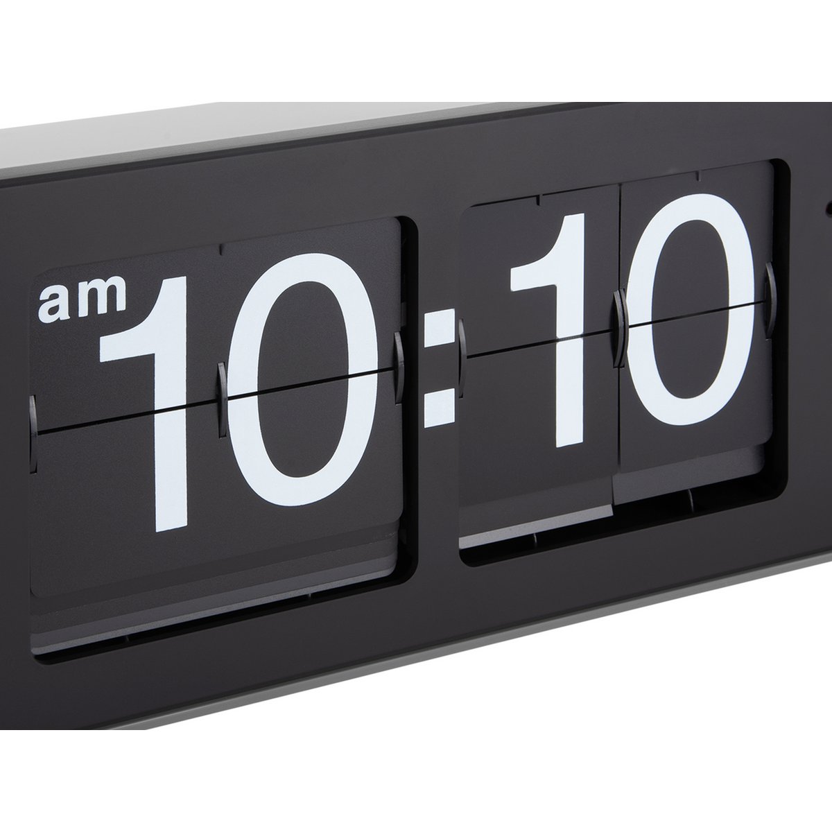 Detailaufnahme Flip-Mechanismus der Wide Flip Uhr