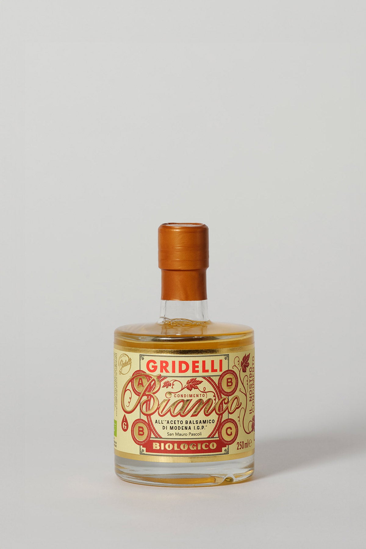 Detailaufnahme Gridelli Aceto Balsamico Bianco – edles Etikett und nachhaltiges Design