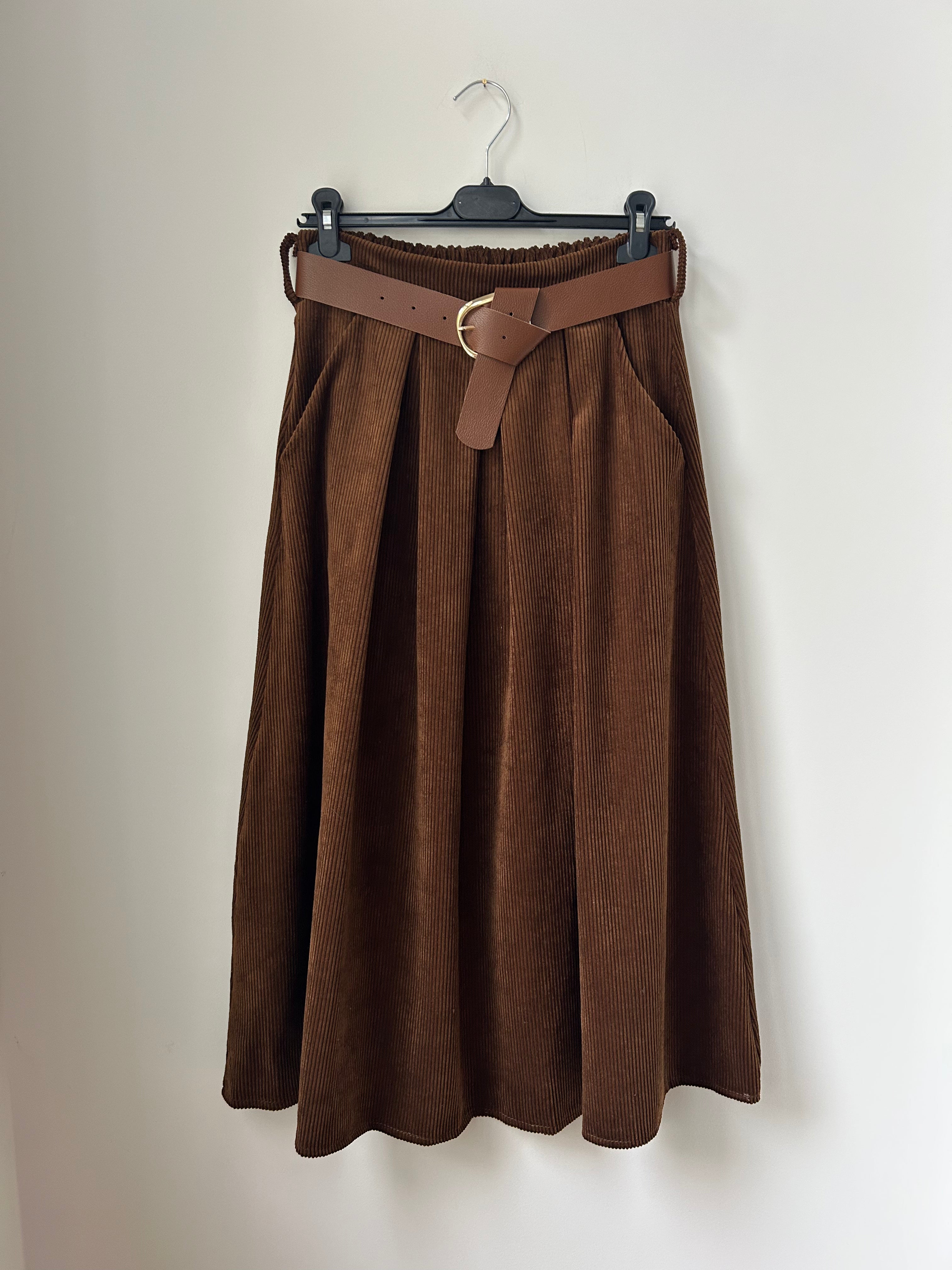 Cordrock mit Gürtel - rehbraun