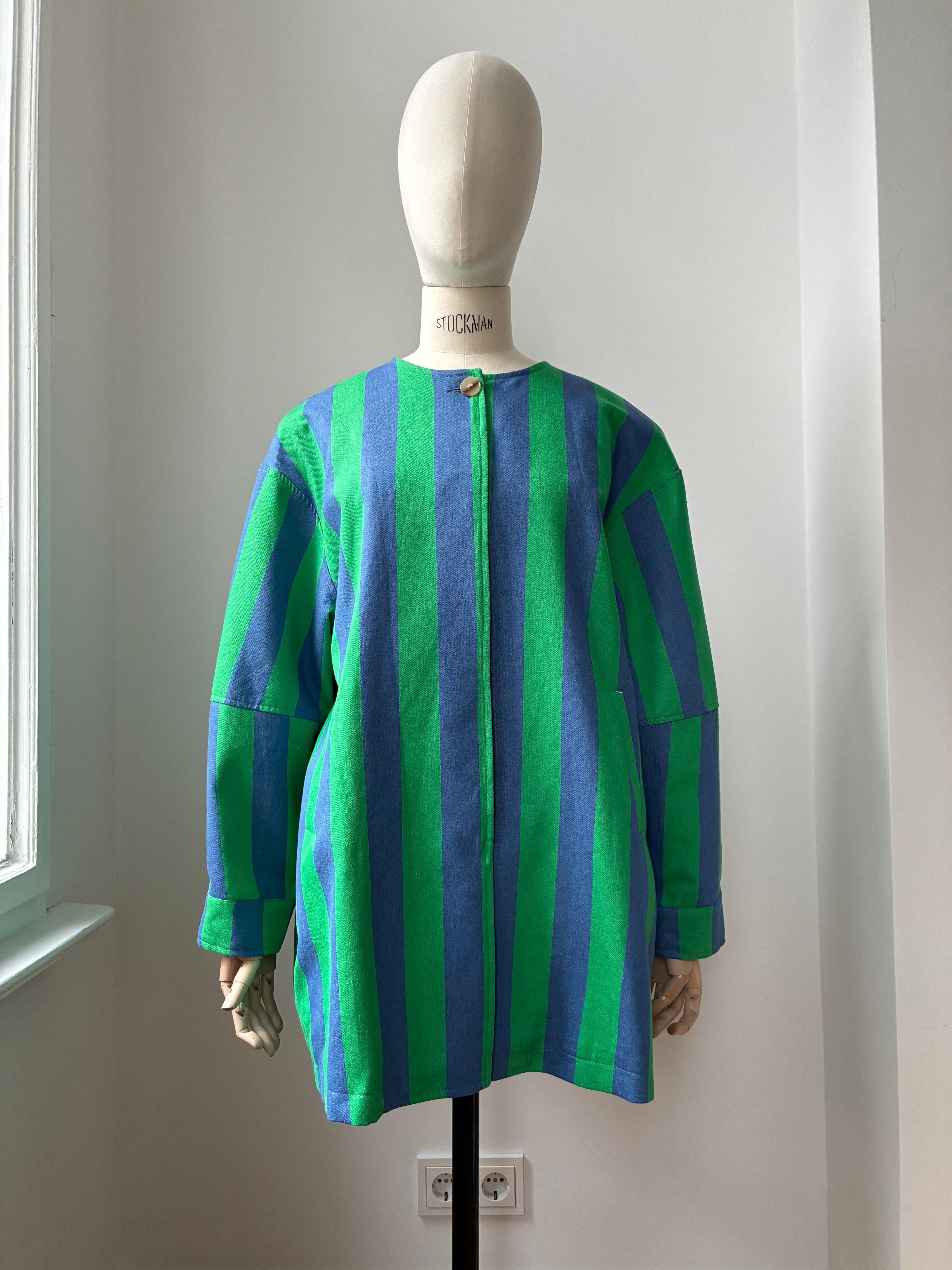 Gestreifte Jacke mit Tuch - blau/grün