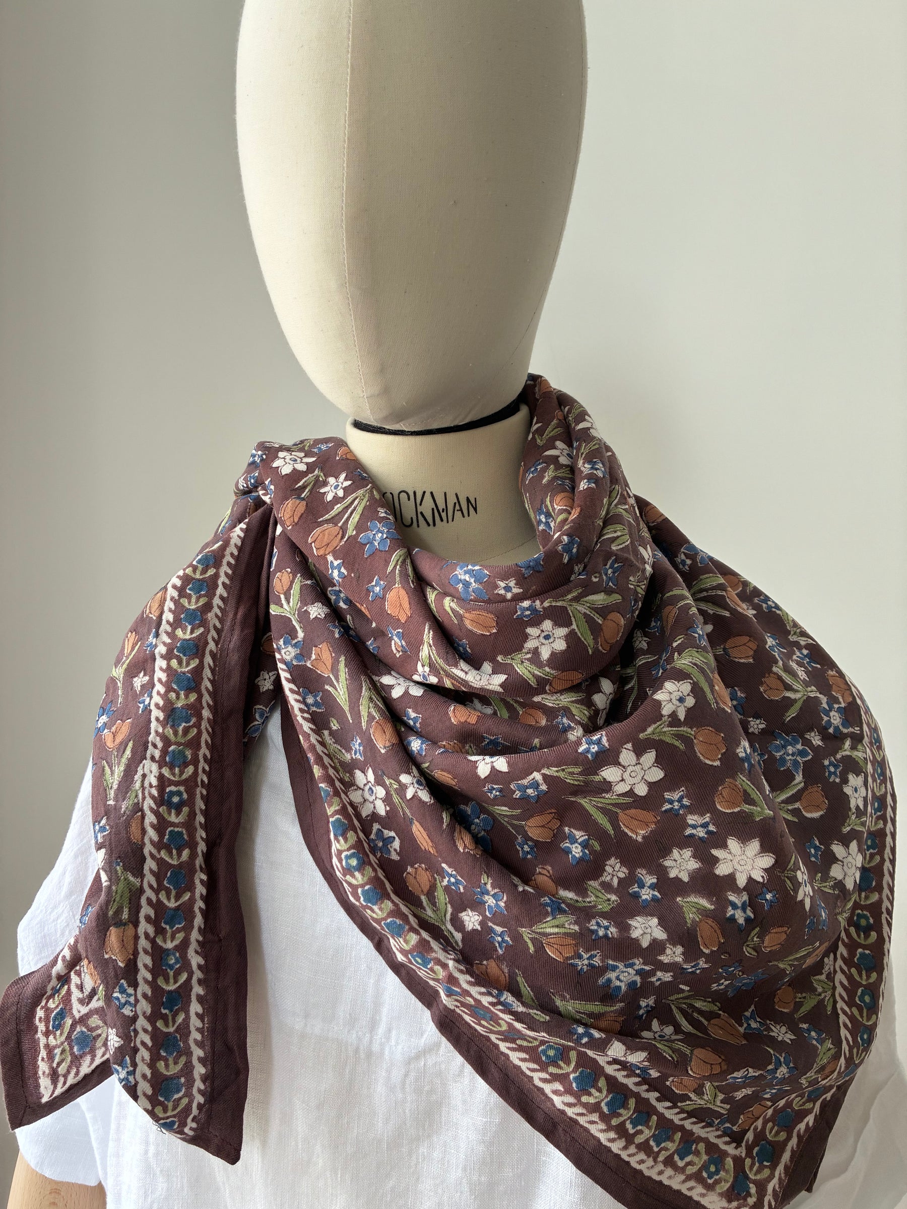 Schal Bombay Aubergine - 100 x 100 cm