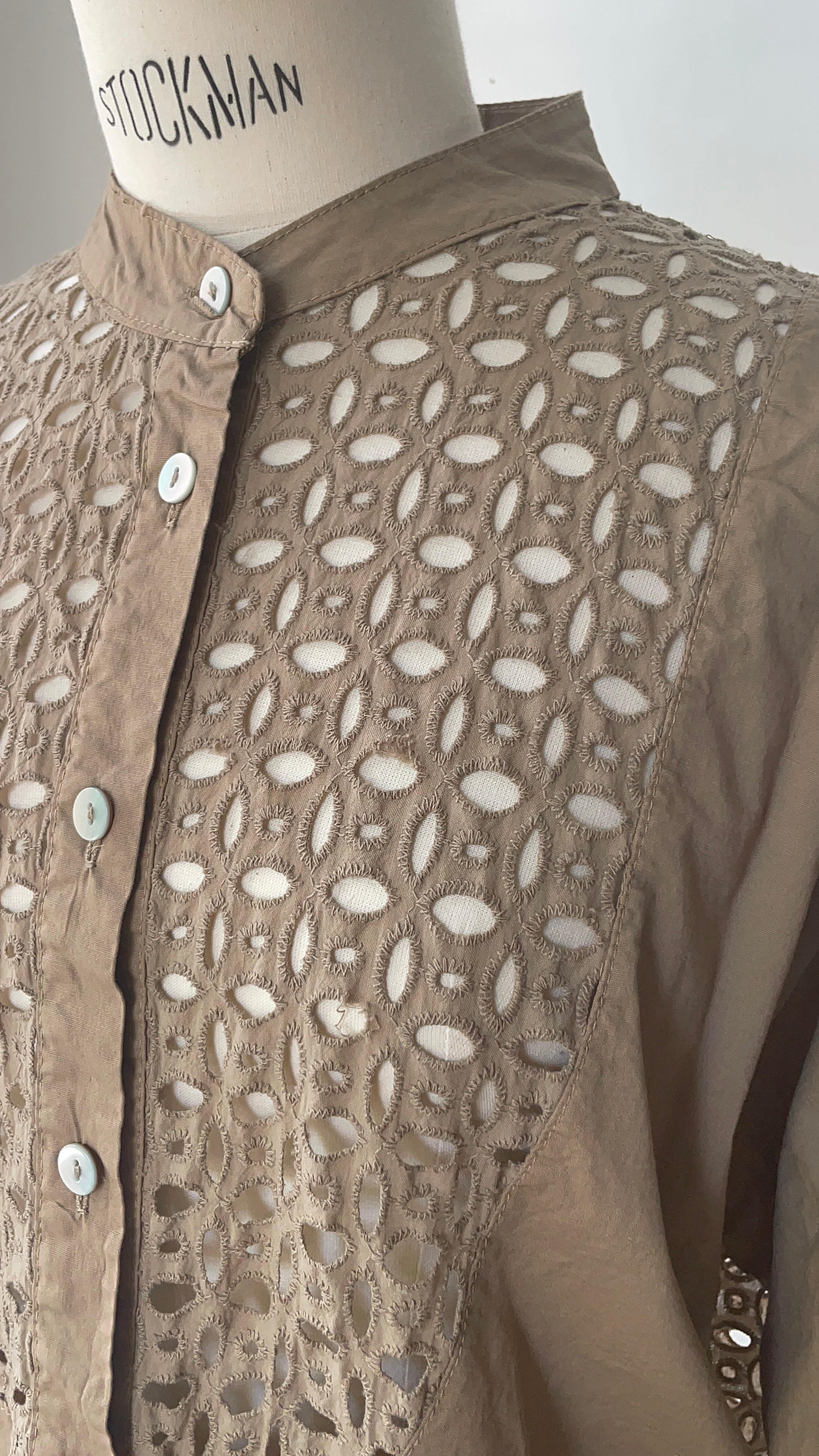 Bluse mit Broderie-Spitze - Café au Lait