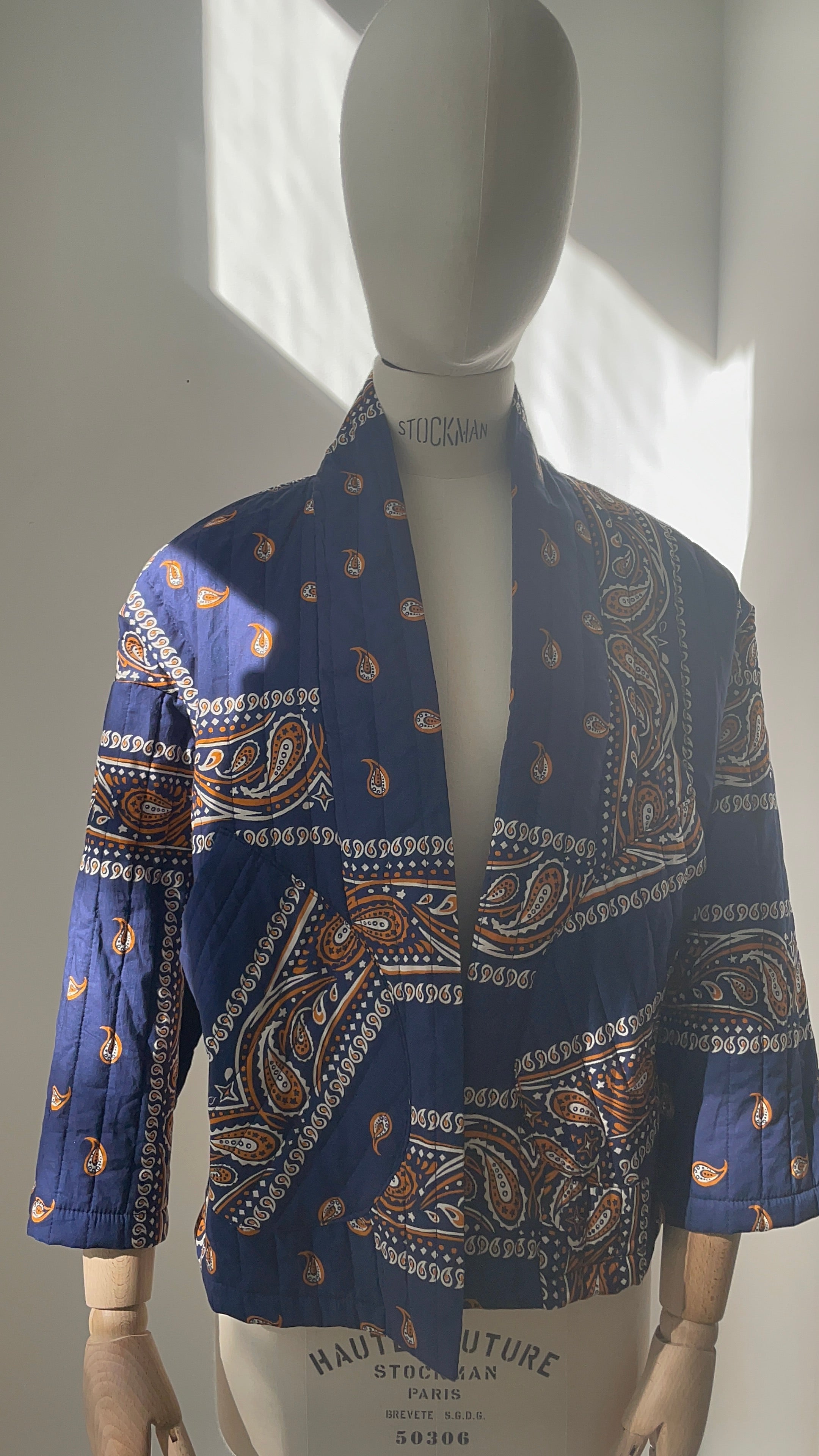 Kimonojacke mit Paisley-Muster