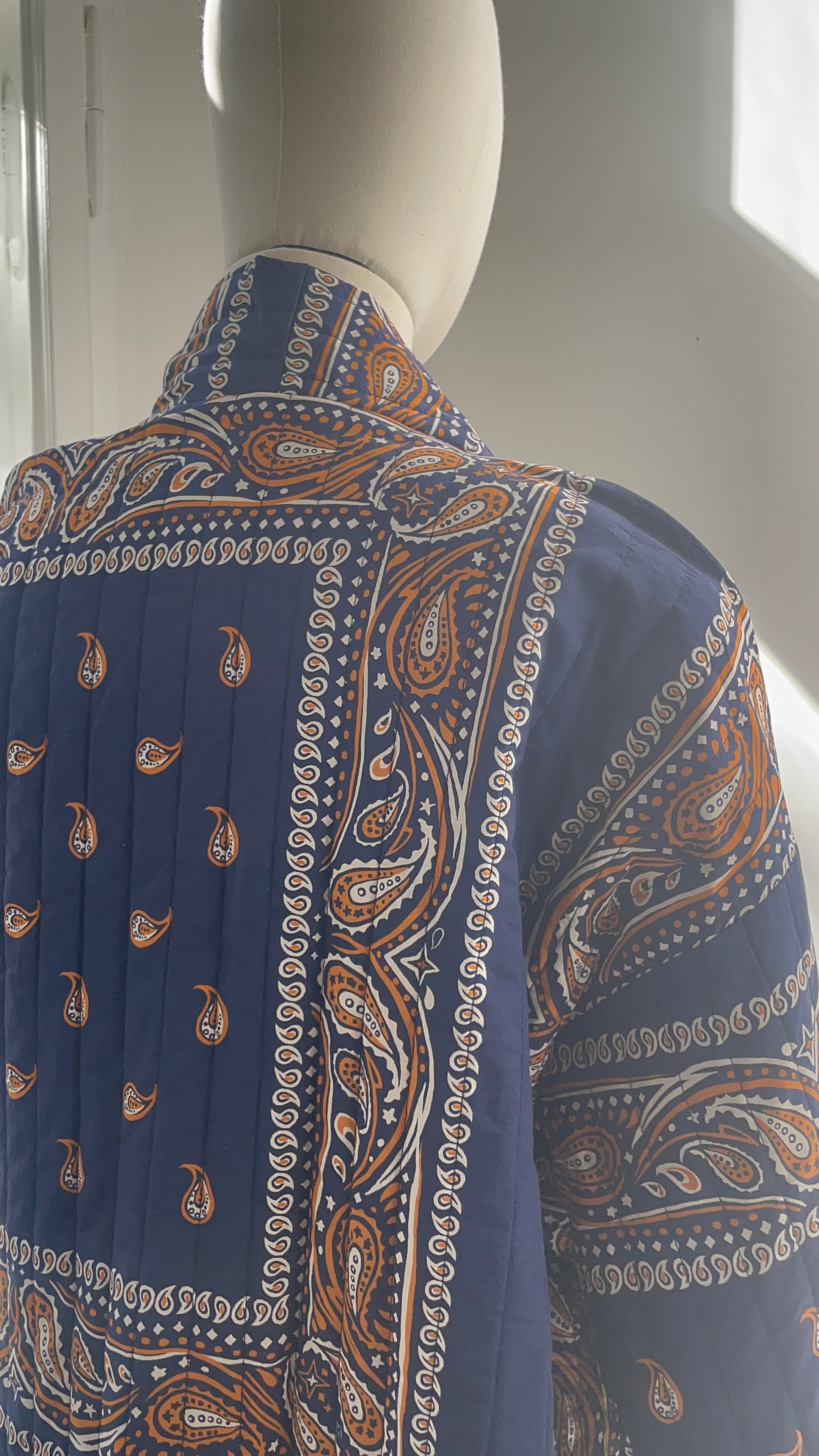Kimonojacke mit Paisley-Muster