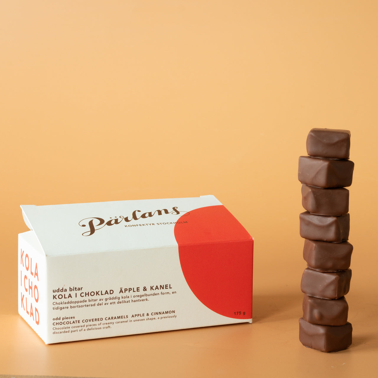 Schokoladen-Karamell „Odd Pieces“ – Apfel & Zimt 175 g